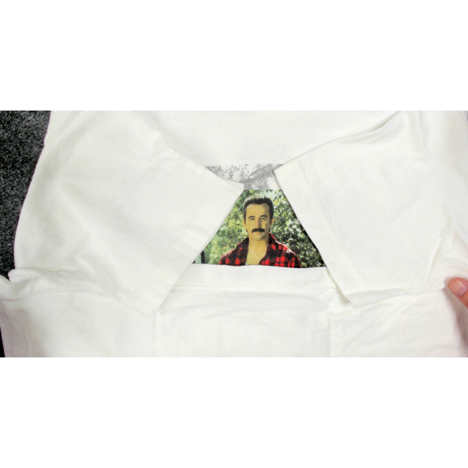Fruit Of The Loom Vintage FOTL 1996 Aaron Tippin Single Stitch Band Tee Size US L / EU 52-54 / 3 - 7 Thumbnail