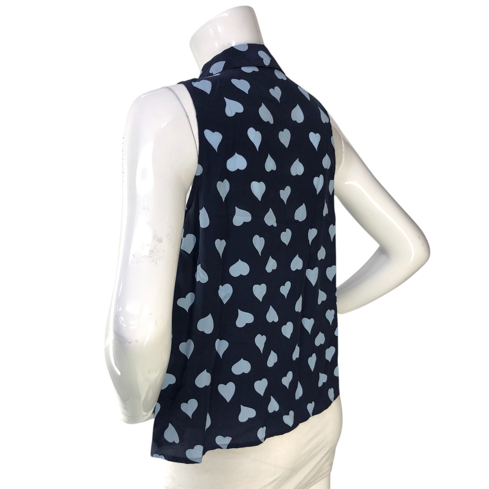Equipment Equipment Size S Top Mina Blouse Heart Print *TINY FLAW Size S / US 4 / IT 40 - 6 Thumbnail