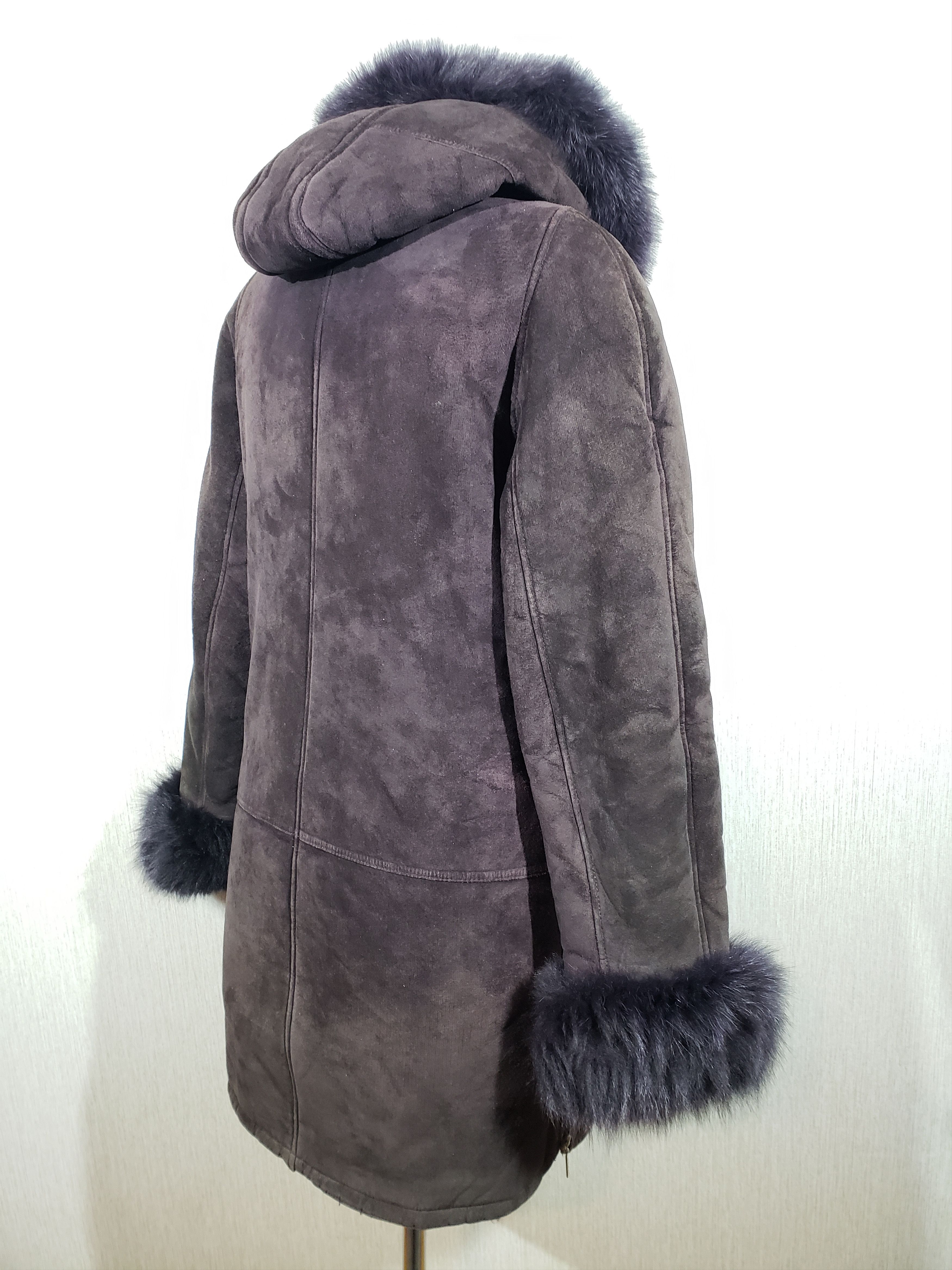 Other Stylish purple sheepskin coat with a hood. Size L / US 10 / IT 46 - 5 Thumbnail