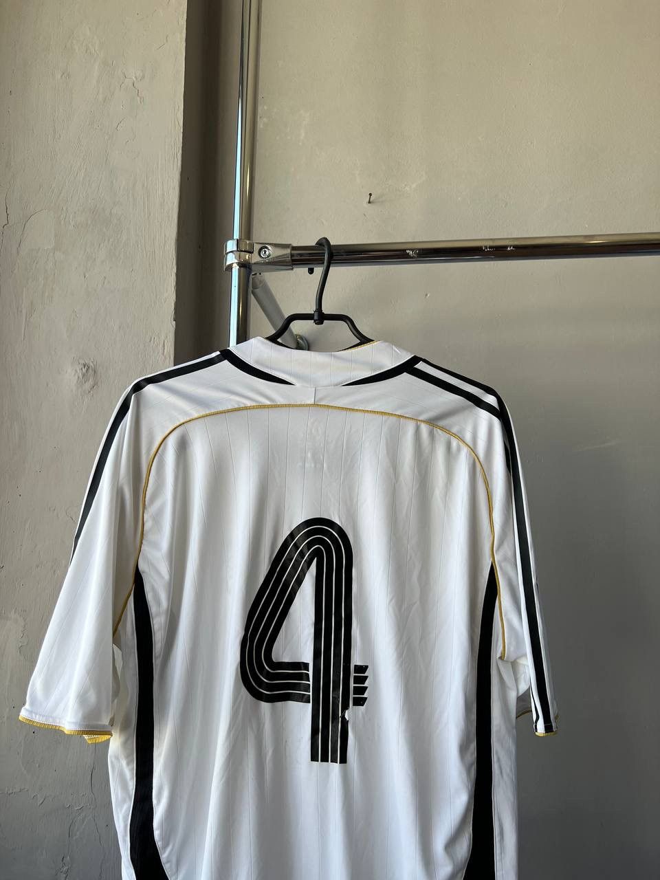 2008 RARE SPECIAL FIFA WORLD STARS #4 MATCH WORN JERSEY XL