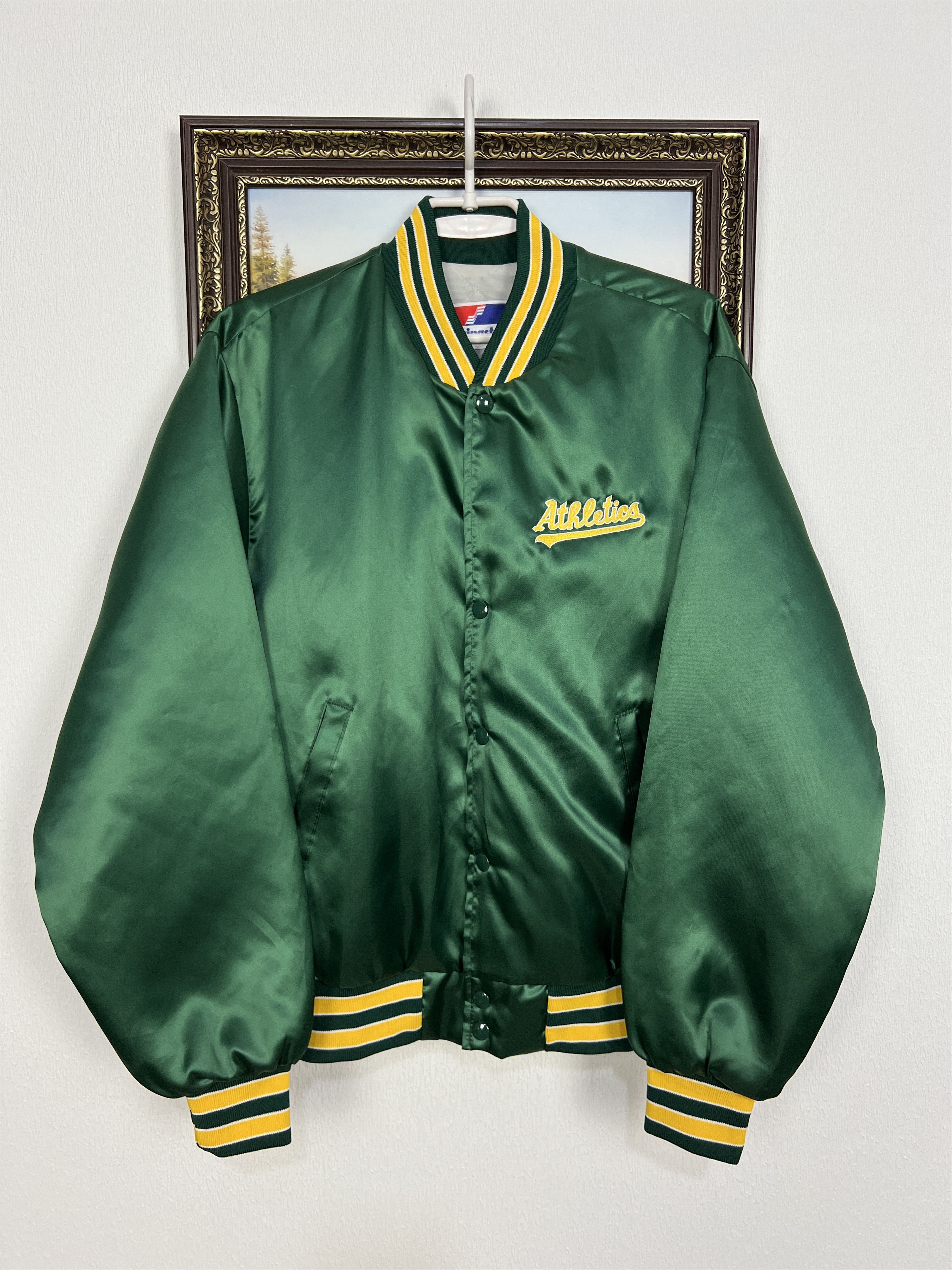Vintage Oakland Athletics Jacket MLB Satin Bomber Baseball