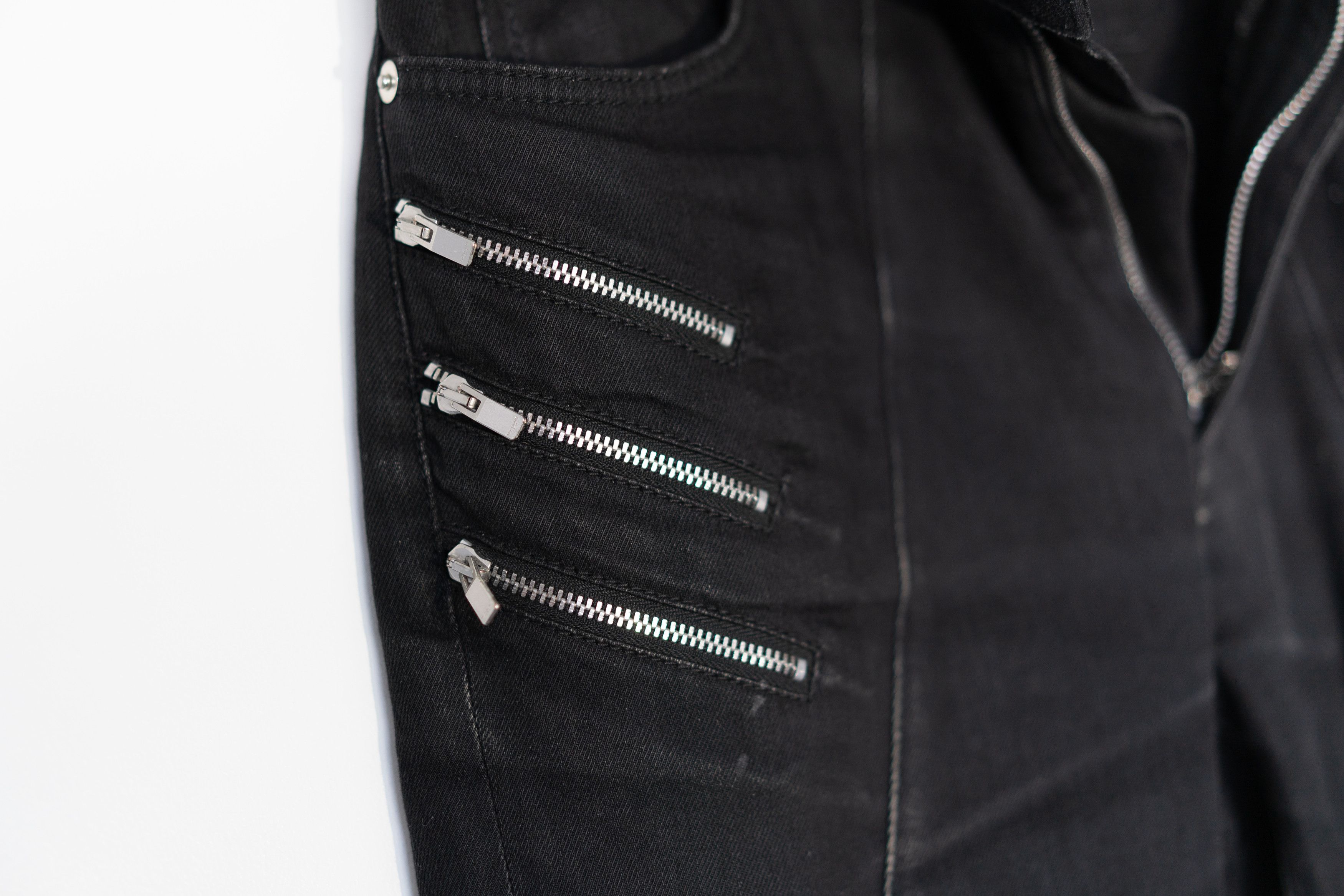 Saint Laurent Paris D04 W SK/HW Skinny Moto Zip Jeans Size 27" / US 4 / IT 40 - 7 Thumbnail