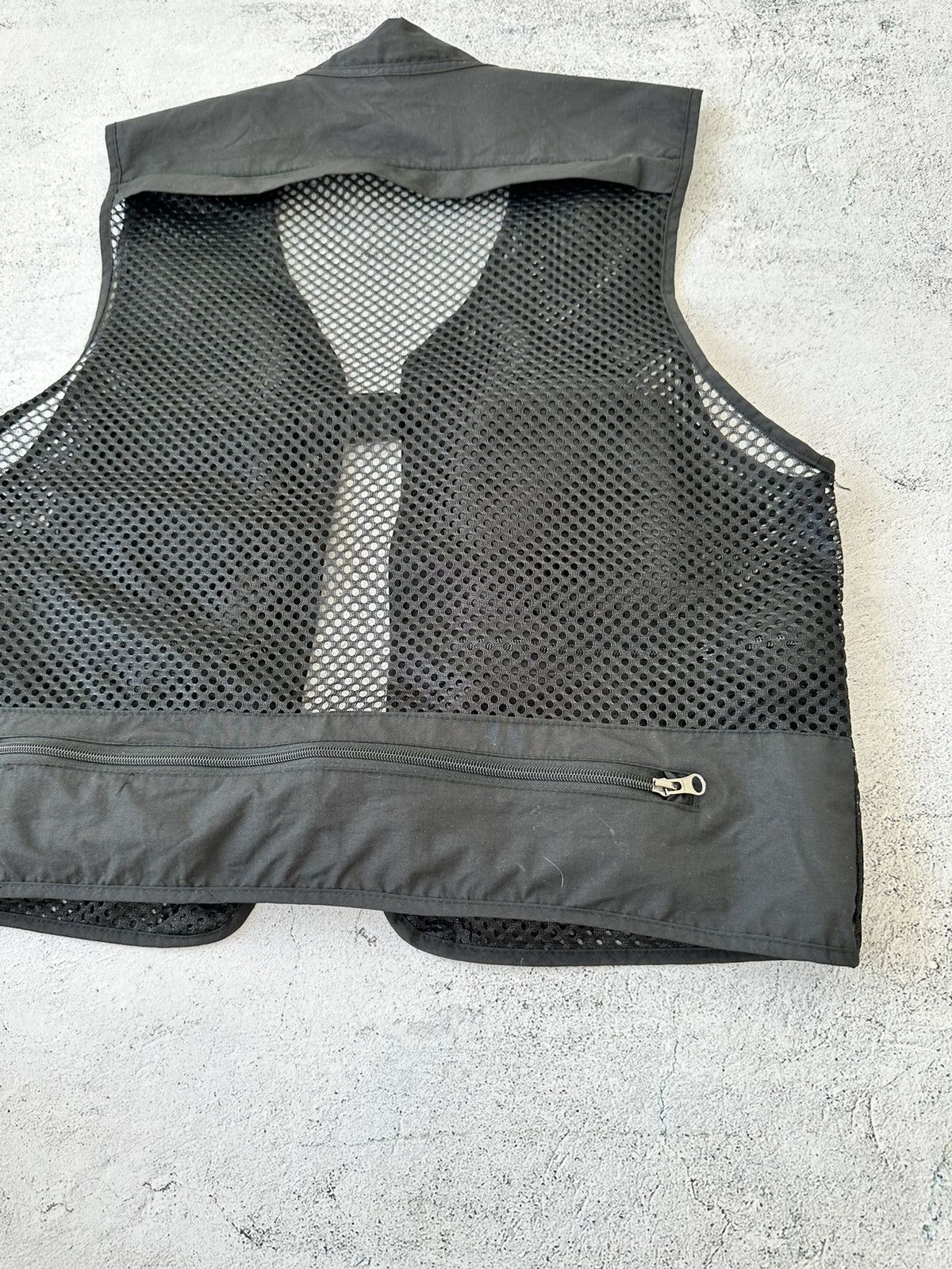 Japanese Brand 🩸RARE🩸Y2K Vintage Multi pocket Vest Size US L / EU 52-54 / 3 - 9 Thumbnail