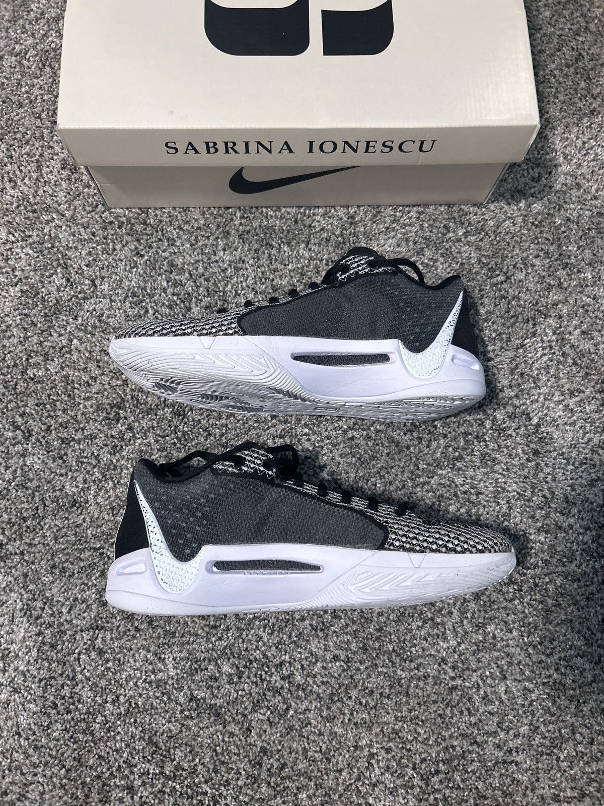 Nike Sabrina 1 TB ‘Black’ Size US 10.5 / IT 40.5 - 2 Thumbnail