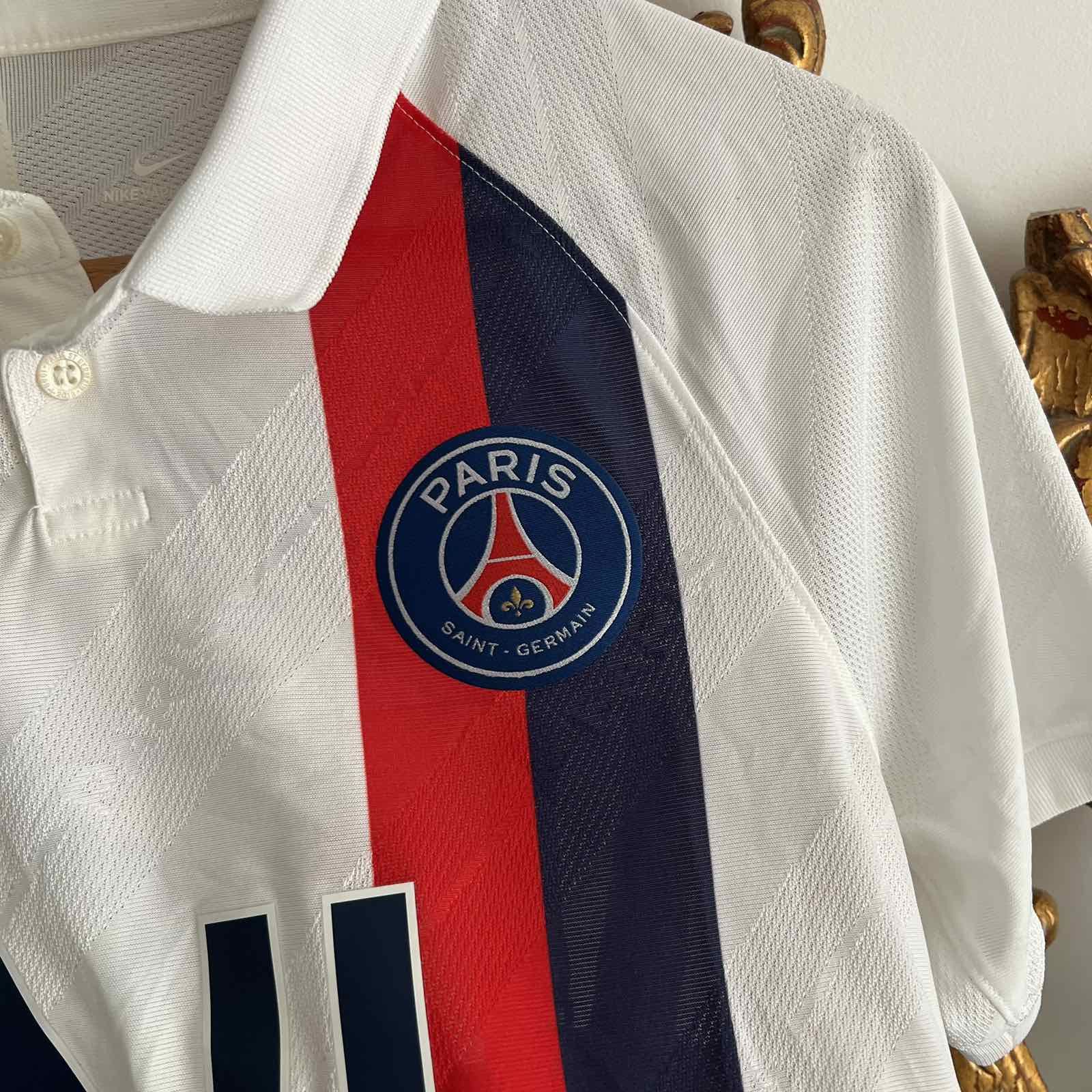 Nike Nike PSG Away Kit MATCHWORN Soccer Jersey Sz S Size US S / EU 44-46 / 1 - 4 Thumbnail