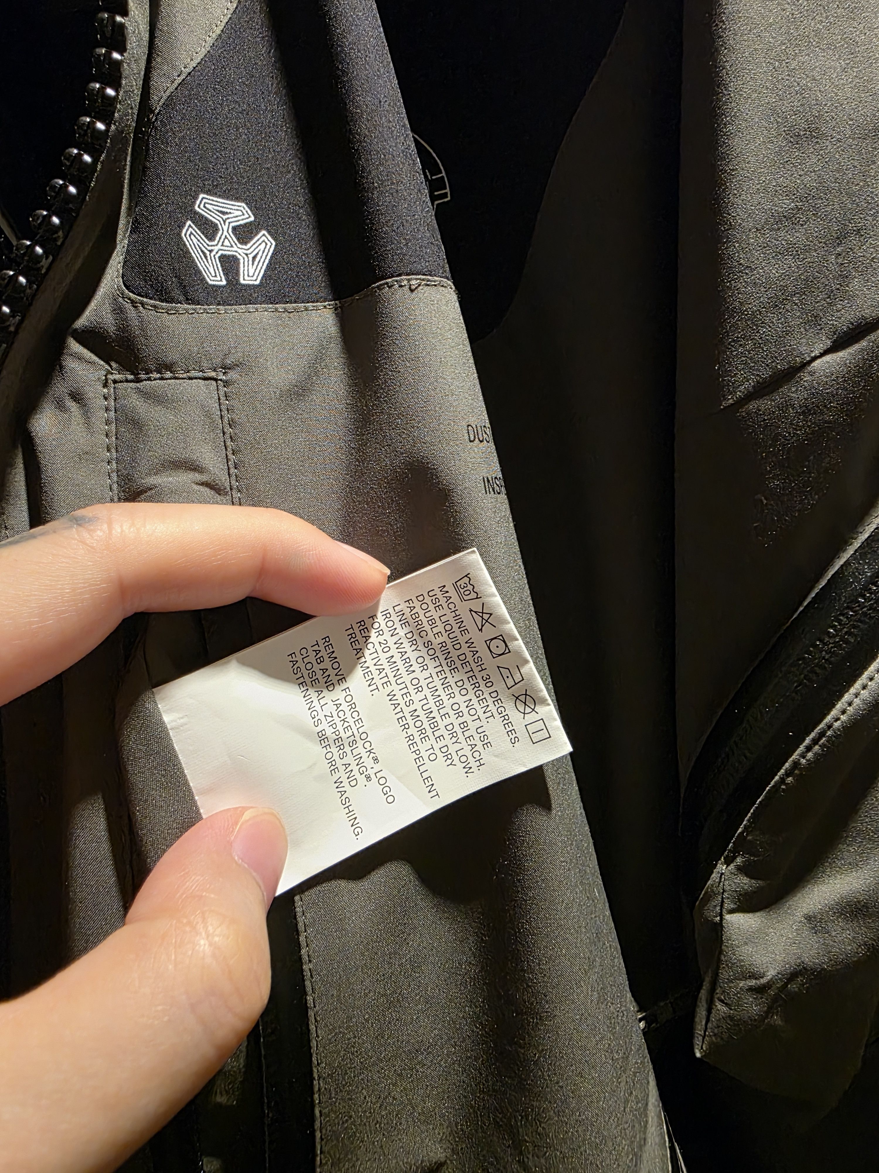 Acronym J91U-WSKP Windstopper Modular Jacket Size US M / EU 48-50 / 2 - 6 Thumbnail