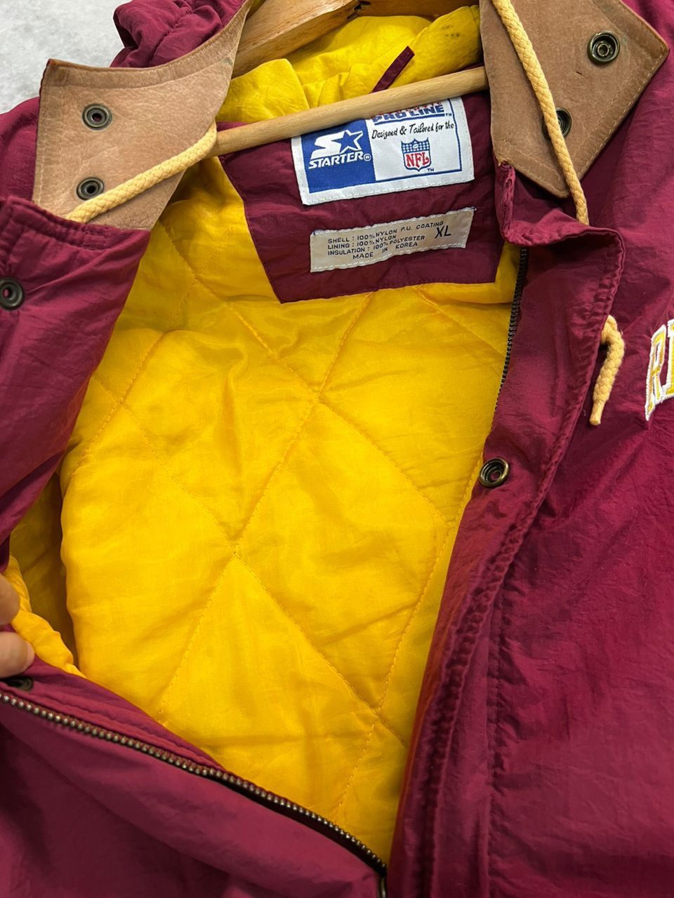 NFL Vintage 90’s Starter Red Skins Hoodie Size US XL / EU 56 / 4 - 18 Thumbnail