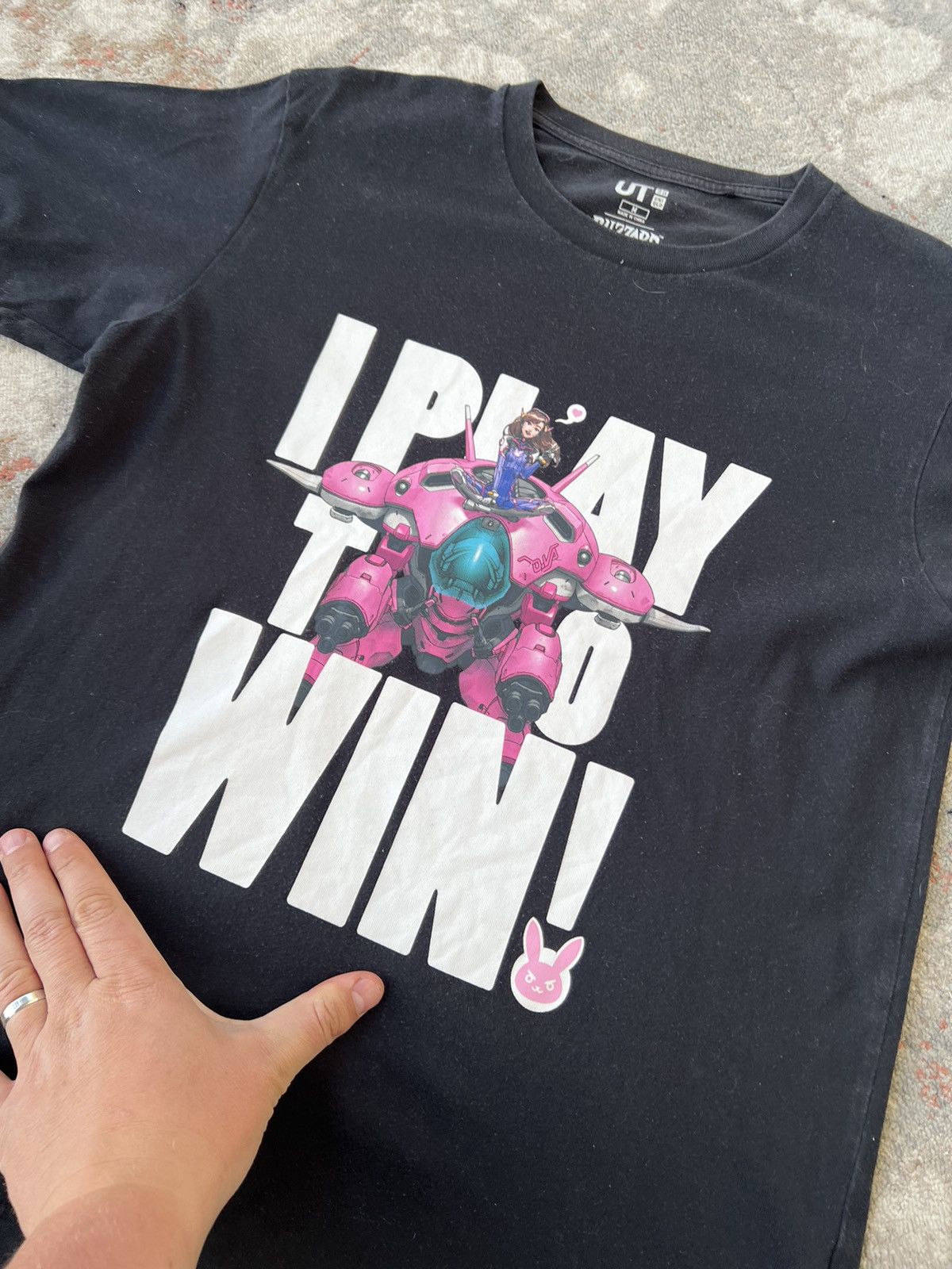 Uniqlo Uniqlo Blizzard Tee Size US M / EU 48-50 / 2 - 2 Thumbnail