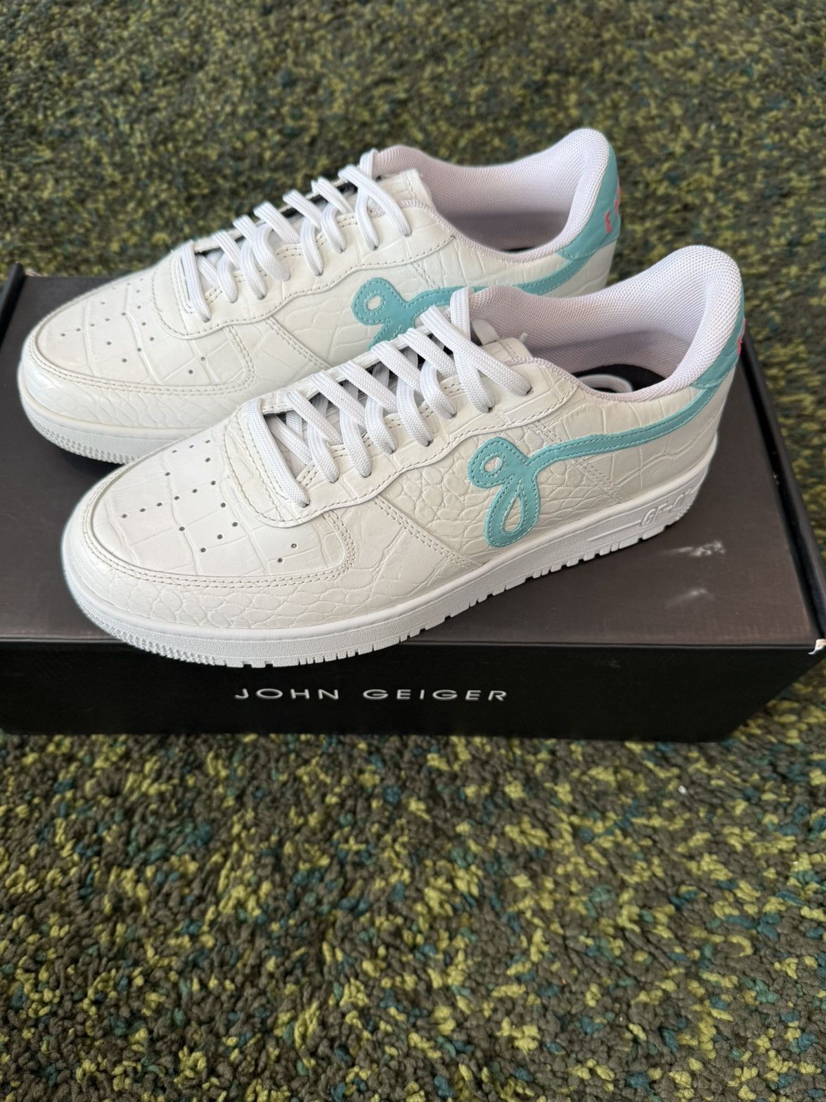 John Geiger GF-01 “White Croc Eleven”