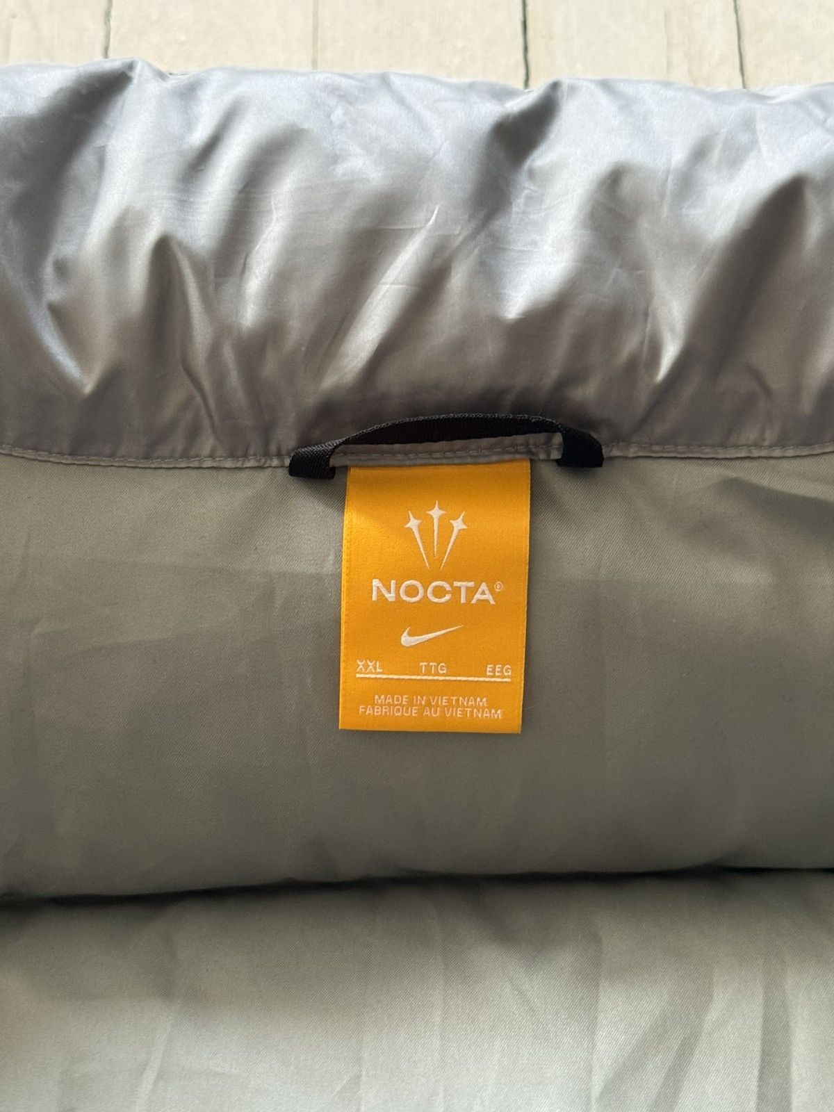 NOCTA × Nike Nike x Nocta Sunset Puffer Mica Green XXL Size US XXL / EU 58 / 5 - 3 Thumbnail