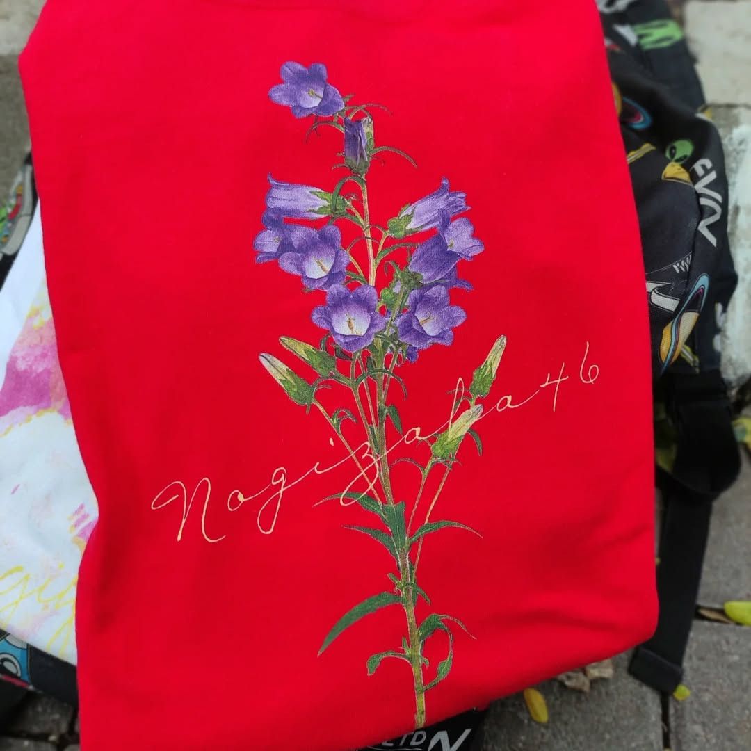 Band Tees Nogizaka46 N46 Artworks Nigemizu Manatsu Akimoto Tee Size US L / EU 52-54 / 3 - 2 Thumbnail