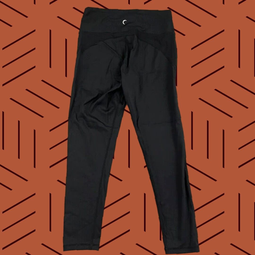 Vintage ZYIA Active Leggings Womens Size 2 GirlS 12 Black 23.5" Cropped Nylon Spandex Gym Yoga Elastic Waist Pockets - Breathable Machine Washable Size 26" / US 2 / IT 38 - 1 Thumbnail