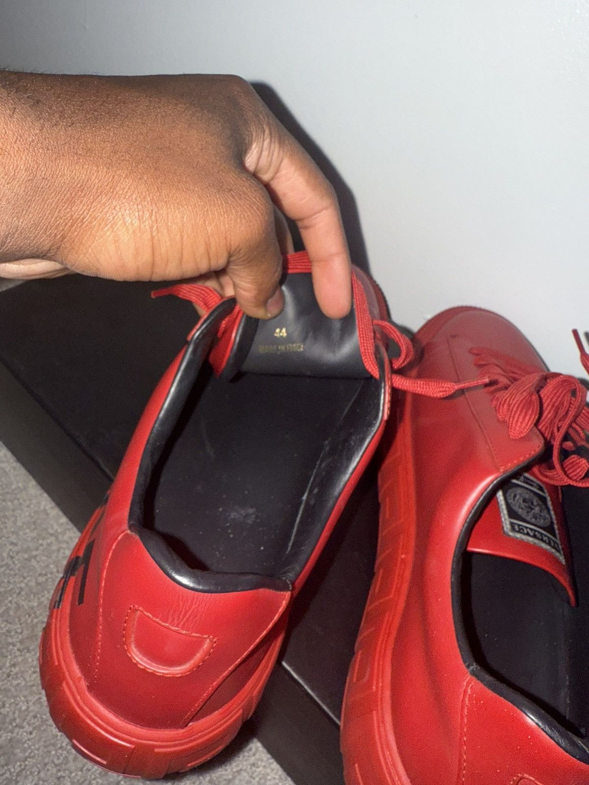 Valentino Red Versace low sneaker Size US 11 / EU 44 - 6 Thumbnail