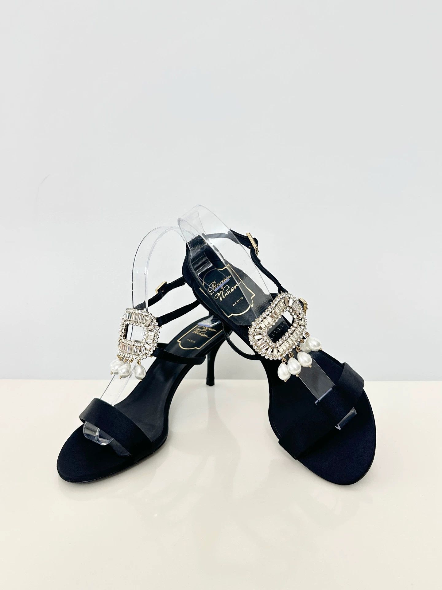 Roger Vivier RV Buckle Satin Crystal Pearl Black Sandal 37 Size US 6 / IT 36 - 5 Thumbnail