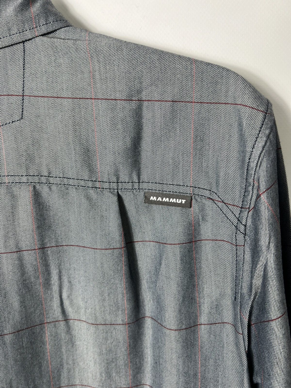 Mammut Vintage streetwear outdoor Mammut Alvra Trackin Shirt Size US S / EU 44-46 / 1 - 7 Thumbnail
