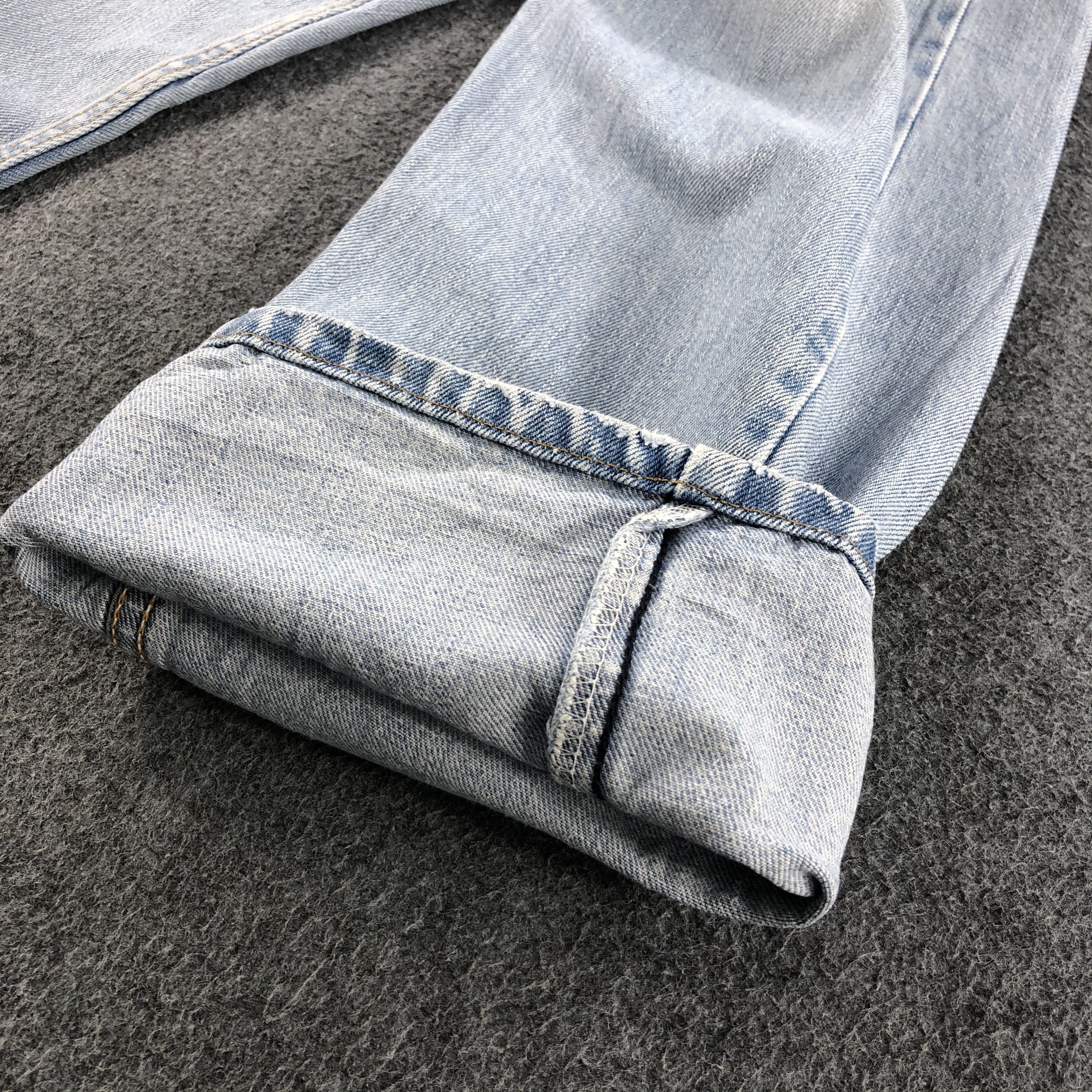 Levi's Vintage Light Wash Levis 505 Jeans-J1238 Size US 31 - 7 Thumbnail