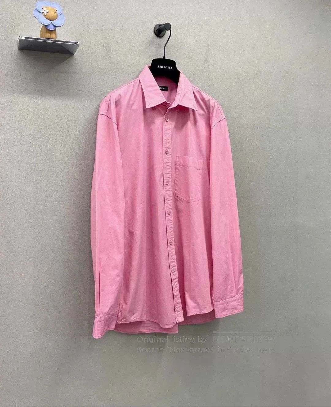 Balenciaga Balenciaga Pink Back Letter Shirt. Size US S / EU 44-46 / 1 - 3 Thumbnail