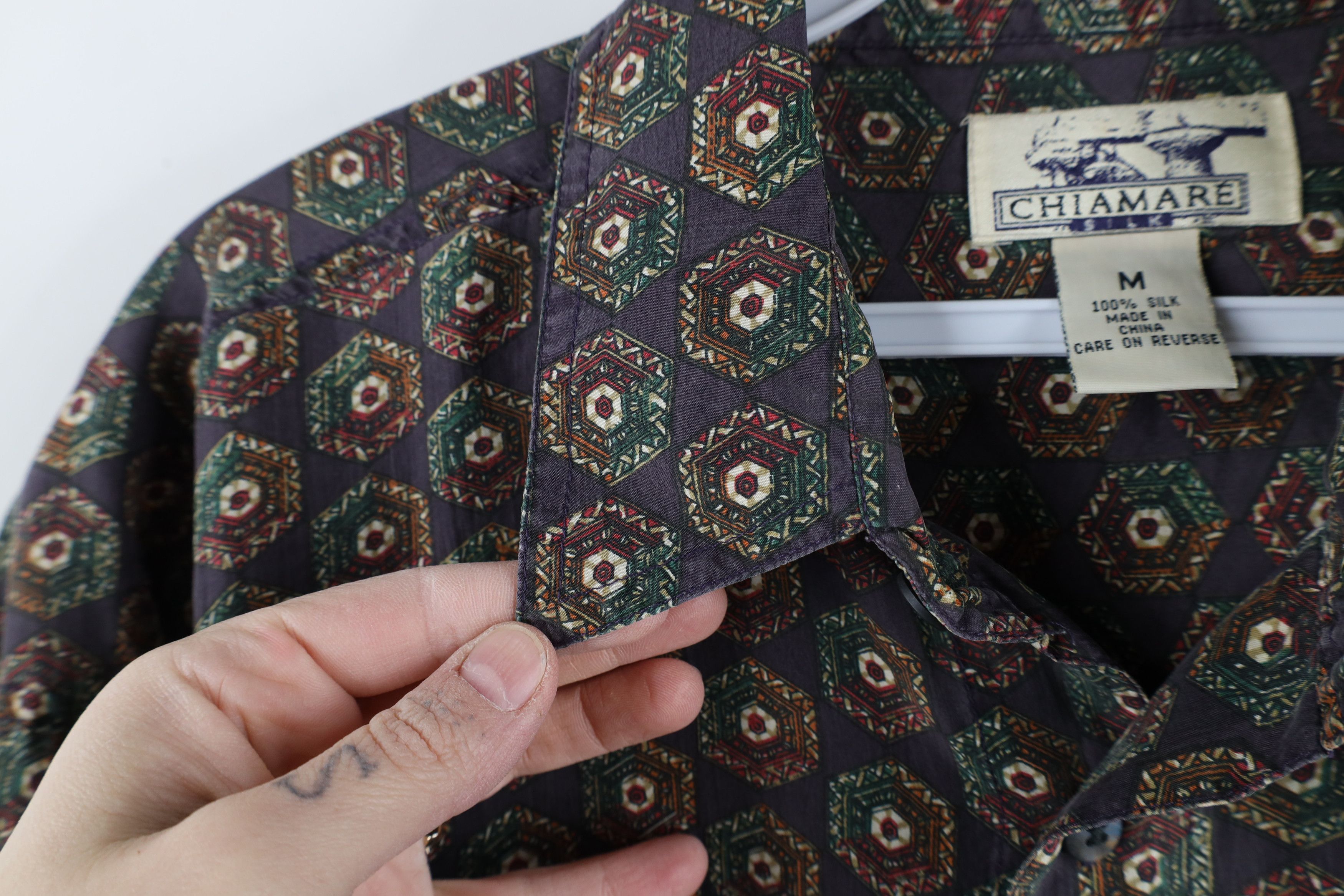 Vintage Vintage 90s Streetwear Geometric Silk Collared Button Shirt Size US M / EU 48-50 / 2 - 7 Thumbnail