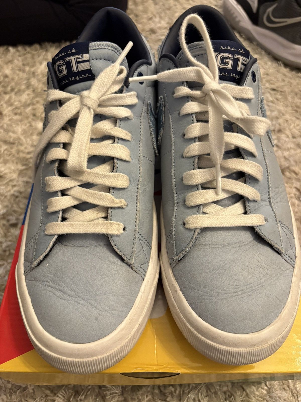 Nike SB Zoom Blazer Low Pro GT PRM Size US 11 / EU 44 - 2 Thumbnail