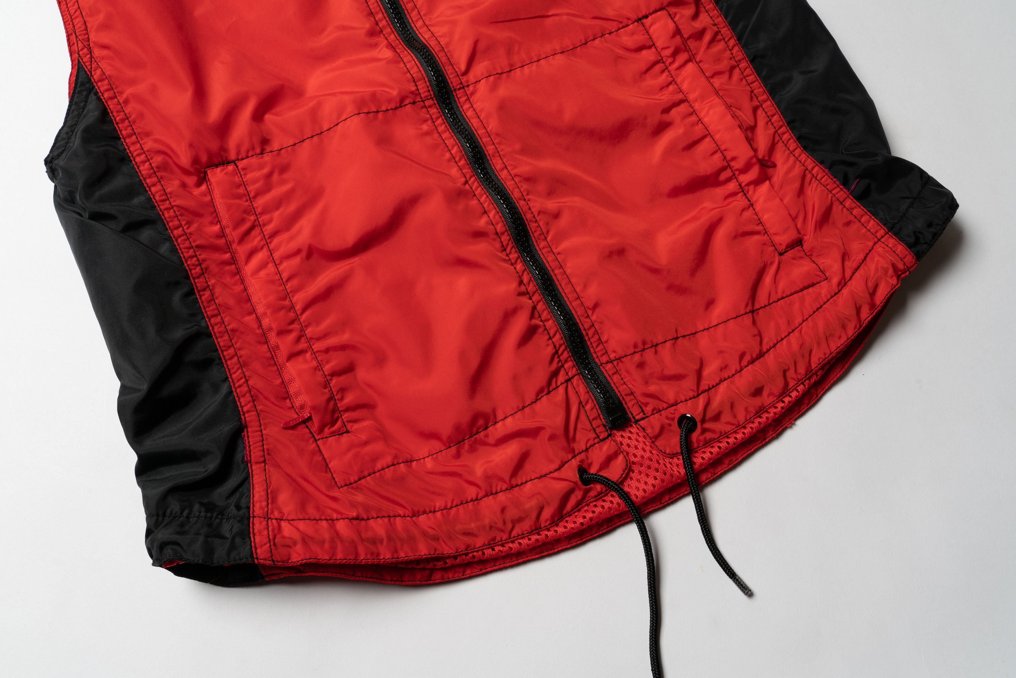 Nike 🔴NIKE Vintage Nylon Hooded Vest Women’s Size M / US 6-8 / IT 42-44 - 5 Thumbnail
