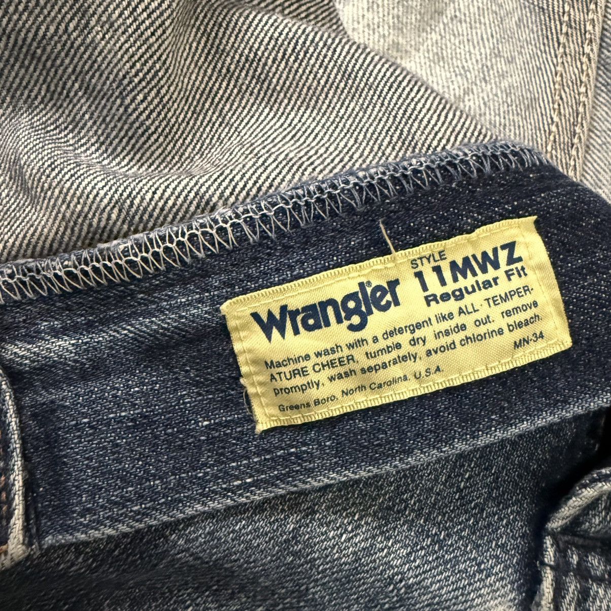 Japanese Brand 🔥 Vintage 80s Wide Leg Wrangler Faded Distressed Denim Size US 36 / EU 52 - 14 Thumbnail