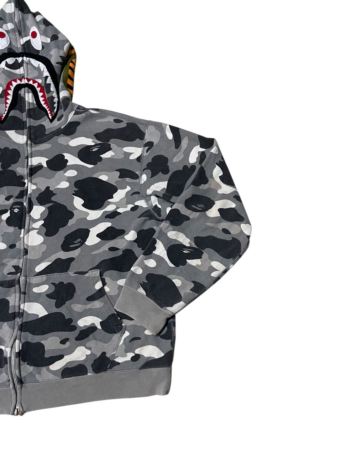 Bape Vintage Bape A Bathing Ape Camo Fullzipper Size US L / EU 52-54 / 3 - 3 Thumbnail