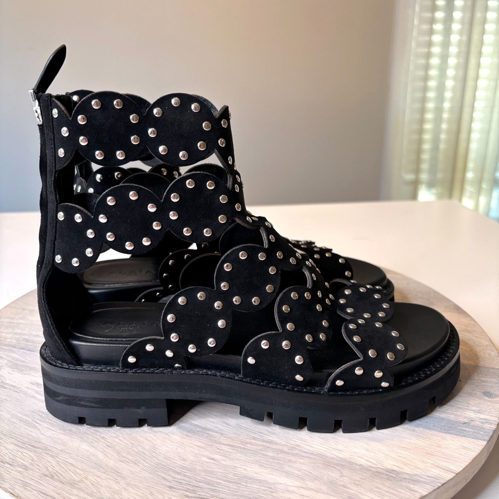 Alaia Alaia Black Suede Studded Gladiator Sandals EU 38 US Size 8 Size US 8 / IT 38 - 2 Thumbnail