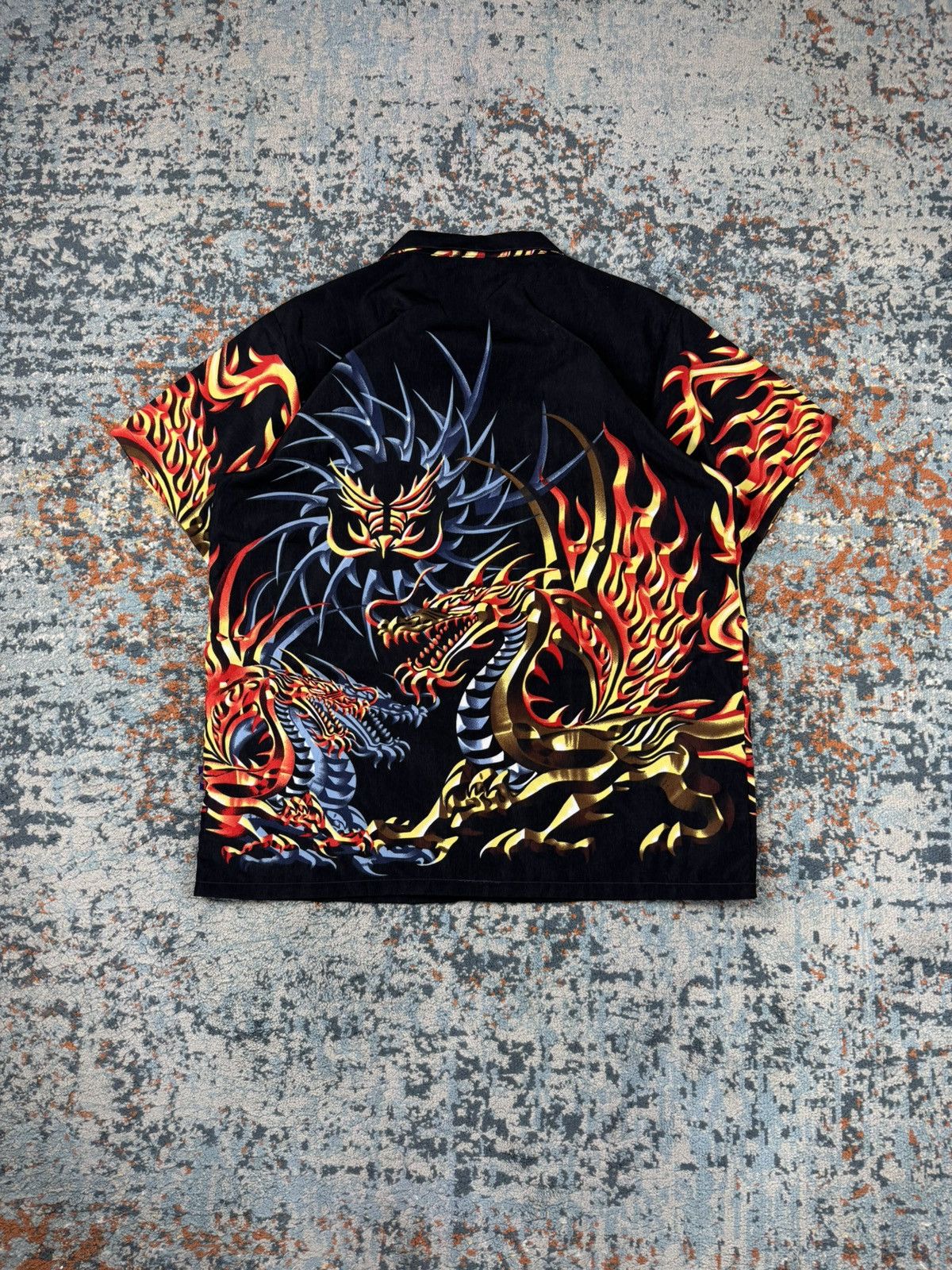 Vintage Vintage 90s Dragon tribal techno rave style short sleeve Size US L / EU 52-54 / 3 - 2 Thumbnail