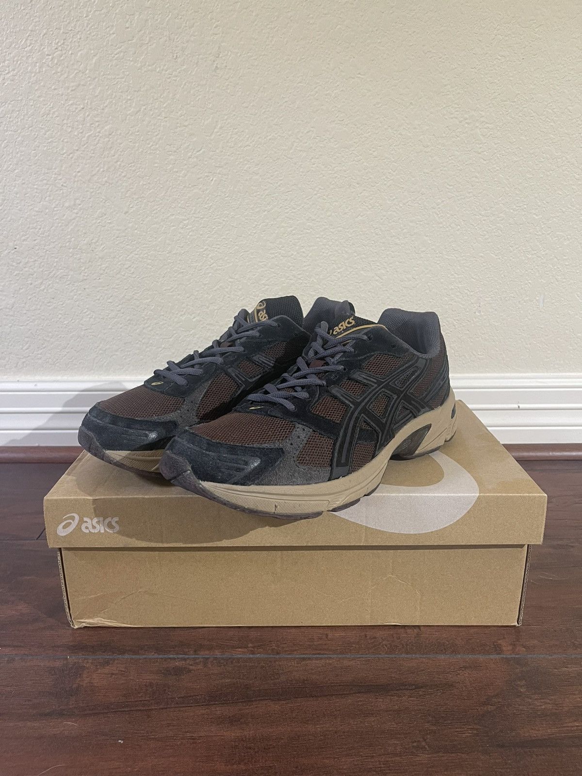 Asics RARE - ASICS Gel 1130 Coffee/Black - US 10 Size US 10 / EU 43 - 1 Thumbnail