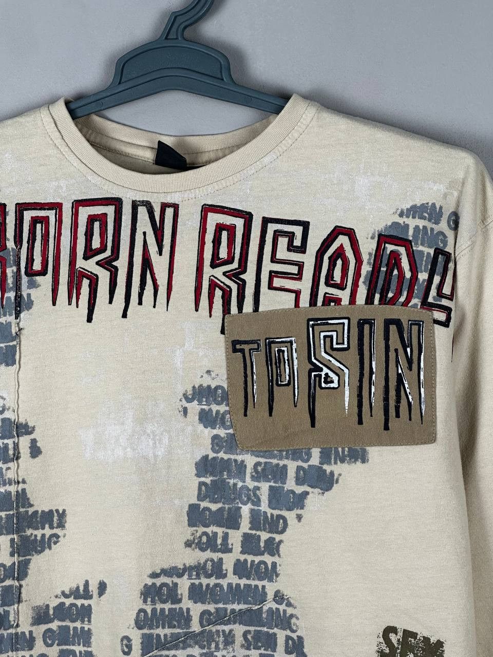 Japanese Brand Vintage Avant Garde Grunge Born To Sin T shirt Size US L / EU 52-54 / 3 - 4 Thumbnail