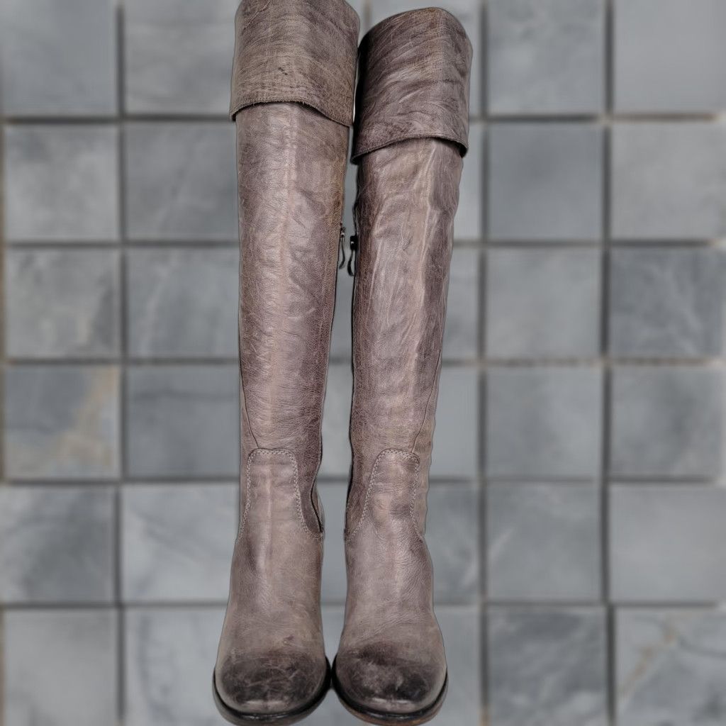 Vintage VINTAGE Vero Cuoio Alberto Fellini Boot Woman Gray Leather Boots Knee High 38 Size US 8 / IT 38 - 1 Thumbnail