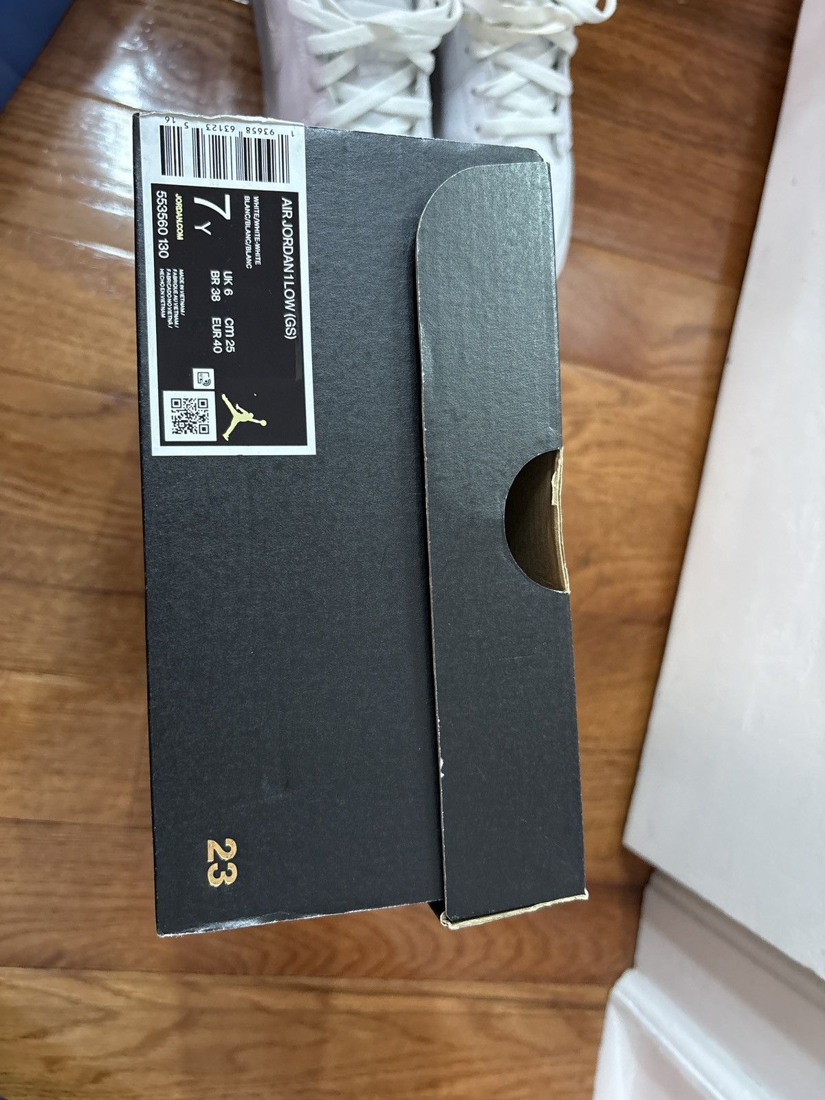Jordan Brand Air Jordan 1 Low White Size US 7 / EU 40 - 8 Thumbnail