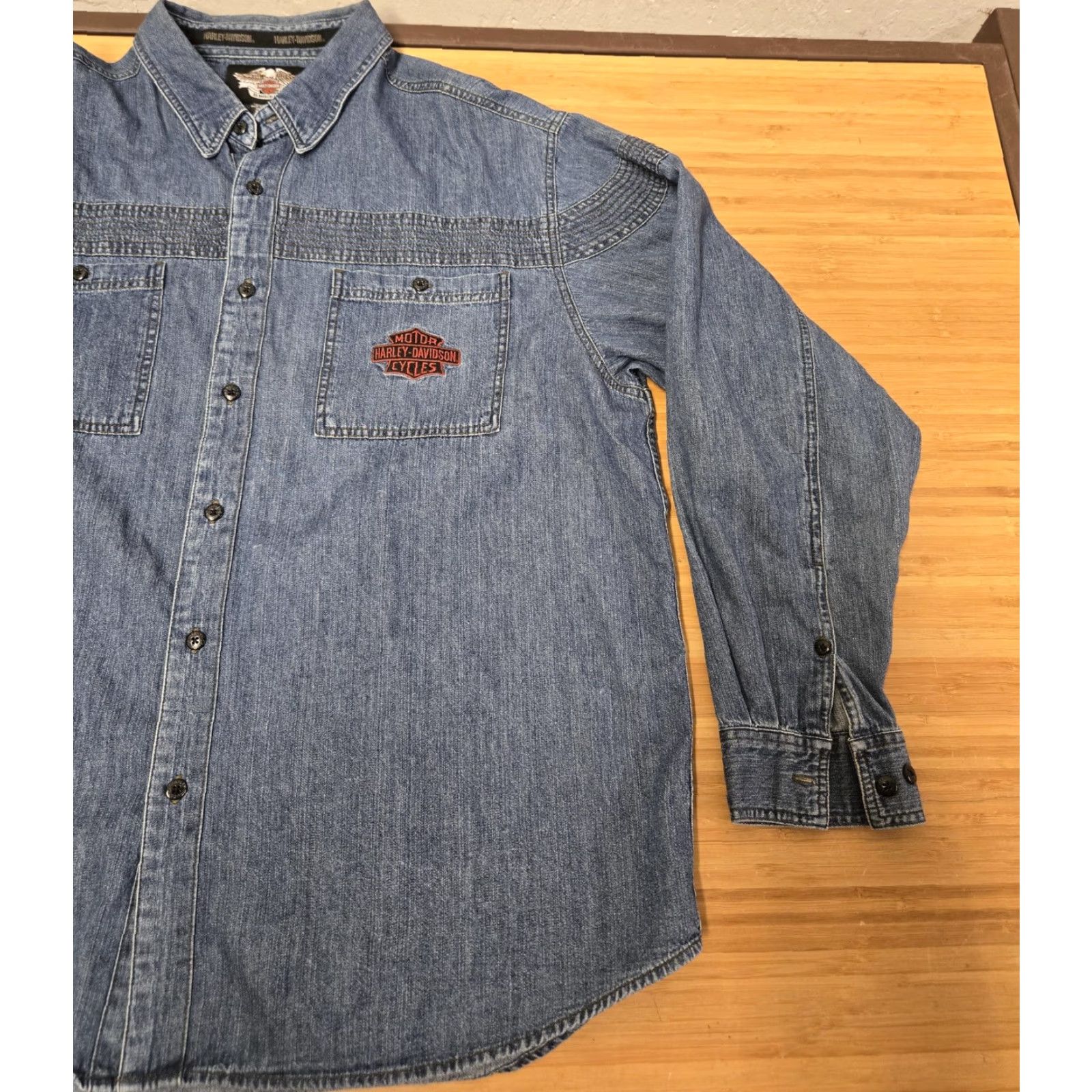 Harley Davidson VINTAGE Harley-Davidson Shirt Mens 2XL Blue Denim Button-Up Embroidered Biker Motorcycle Shirt Size US XXL / EU 58 / 5 - 2 Thumbnail