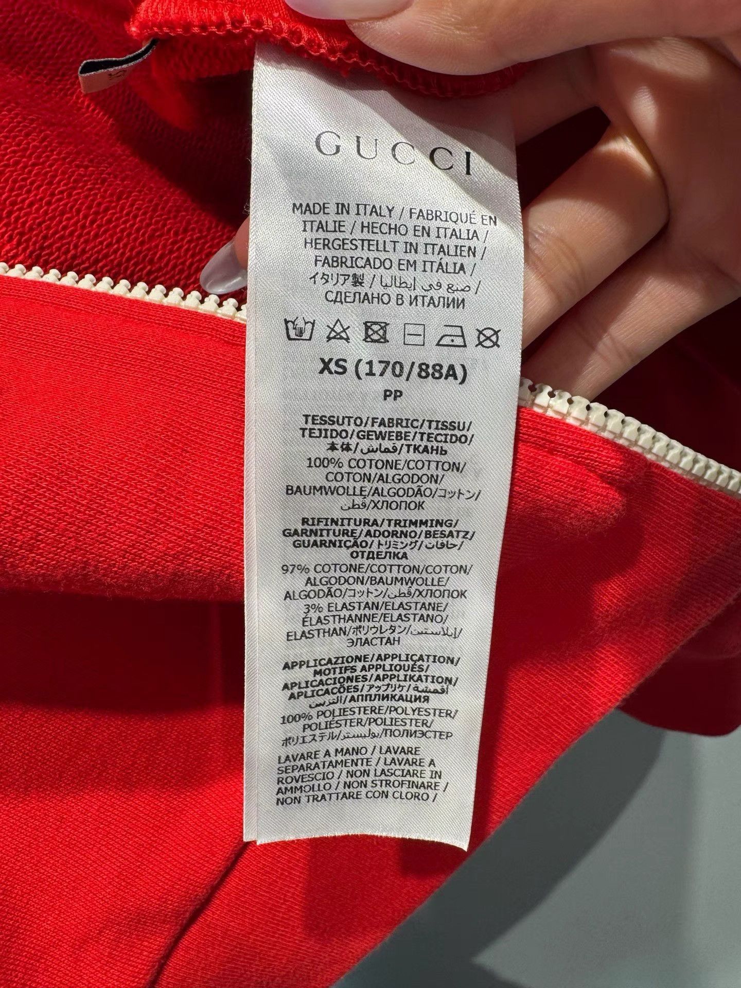 Gucci Gucci Red Zip-up Hoodie with Striped Sleeves K36 Size US XS / EU 42 / 0 - 4 Thumbnail