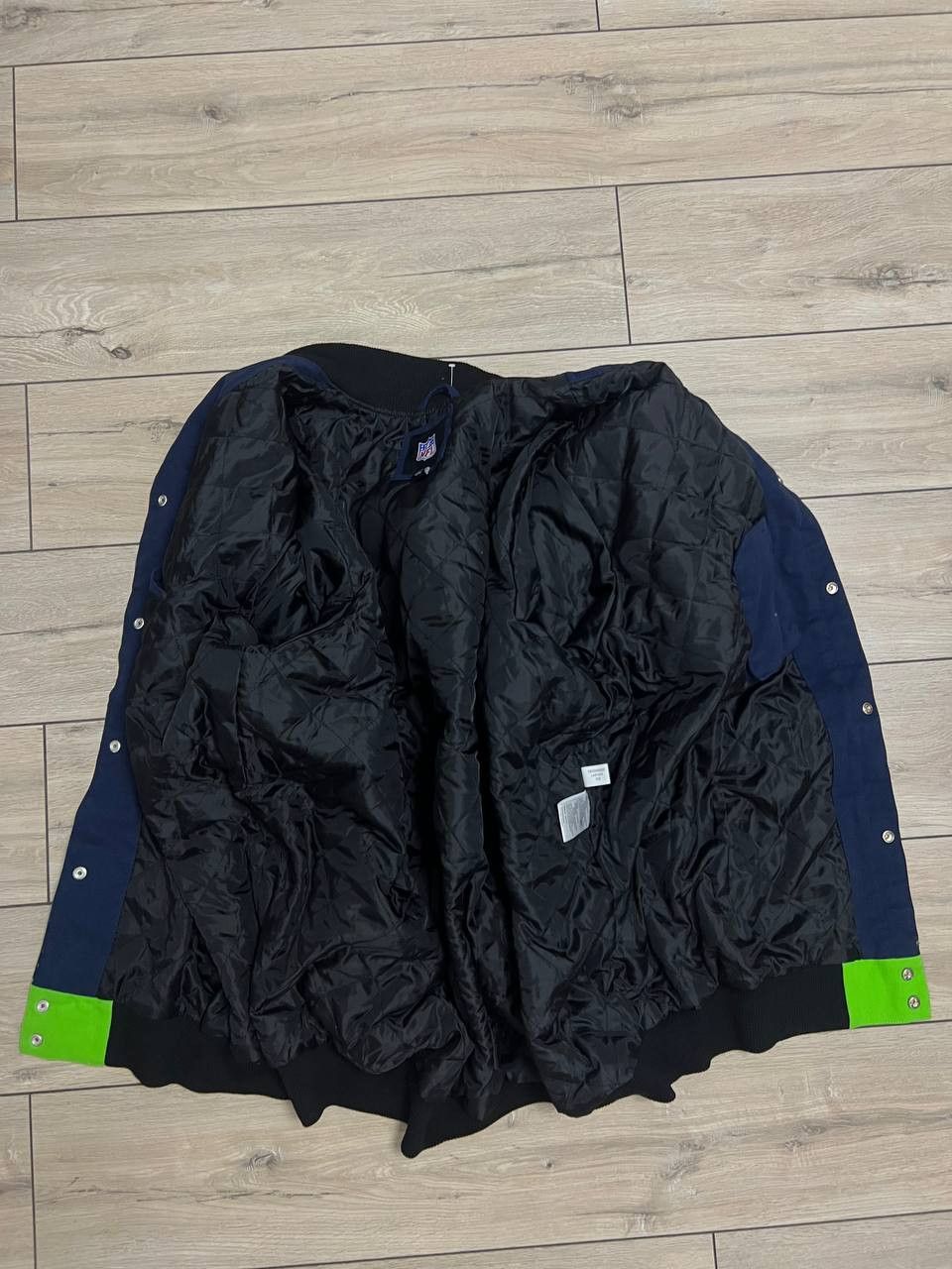 NFL NFL Seattle Seahawks Big Logo Bomber Jacket Insulated 4XL Size US XXL / EU 58 / 5 - 2 Thumbnail