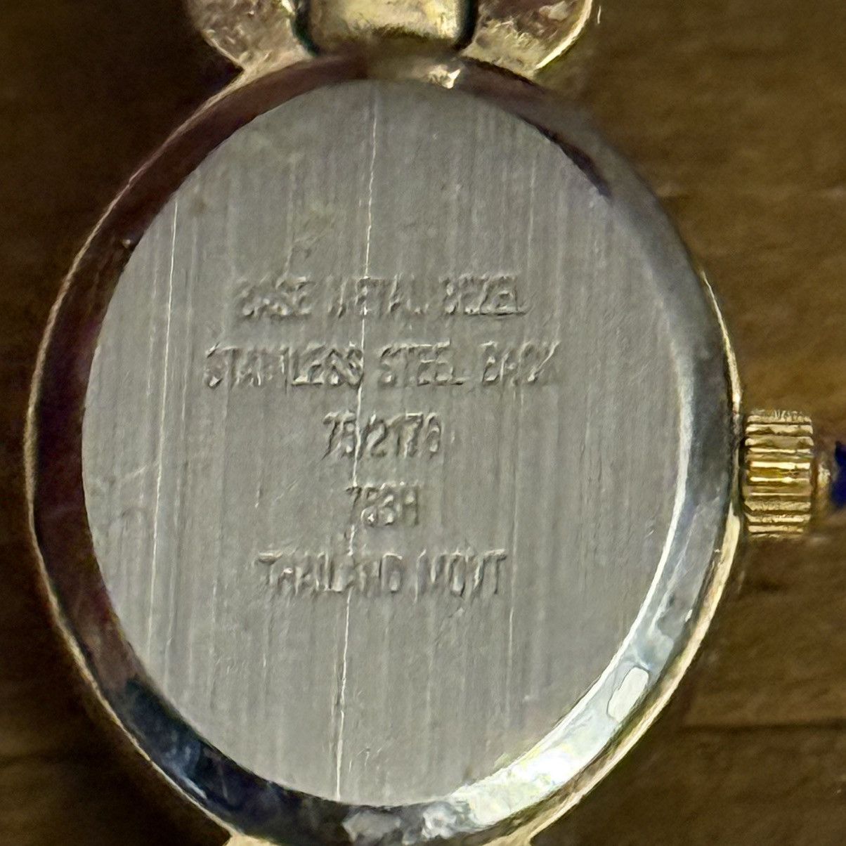 Vintage Vintage Armitron Diamond Now gold plated watch Size ONE SIZE - 3 Thumbnail