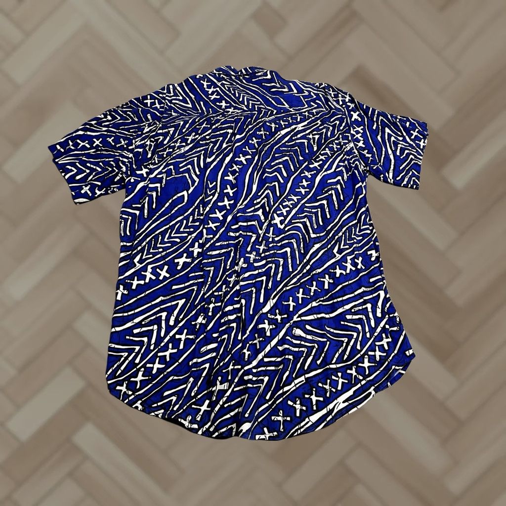 Bugle Boy Vintage Bugle Boy Button-Up Shirt Blue L Geometric 90s Short Sleeve Mens Grade A Size US L / EU 52-54 / 3 - 1 Thumbnail
