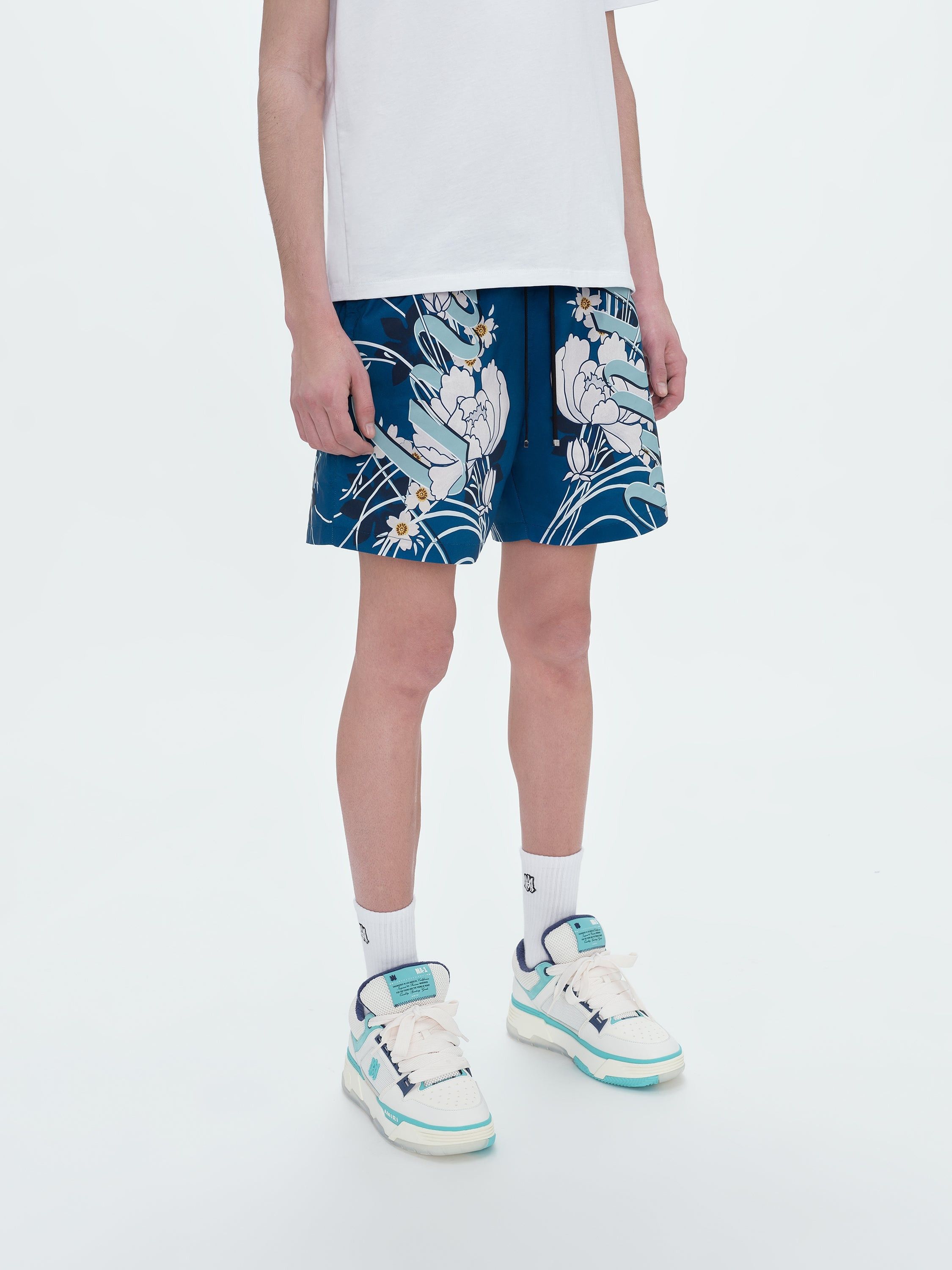 o1s1wg110825 Floral Swim Trunk Shorts in Multicolor