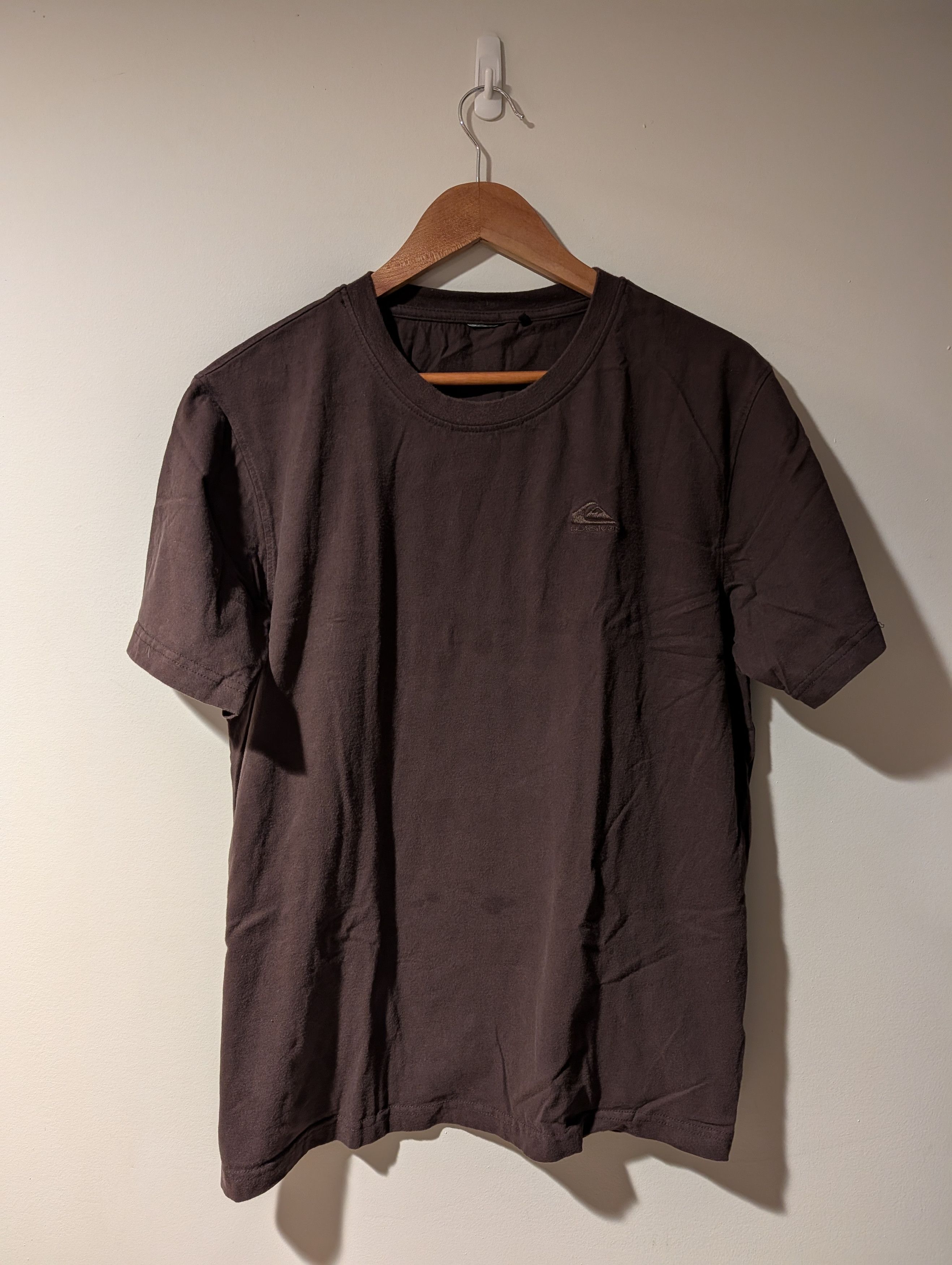 Quiksilver Vintage Y2K Quiksilver Logo Essential Surf Style T-Shirt Size US L / EU 52-54 / 3 - 1 Thumbnail