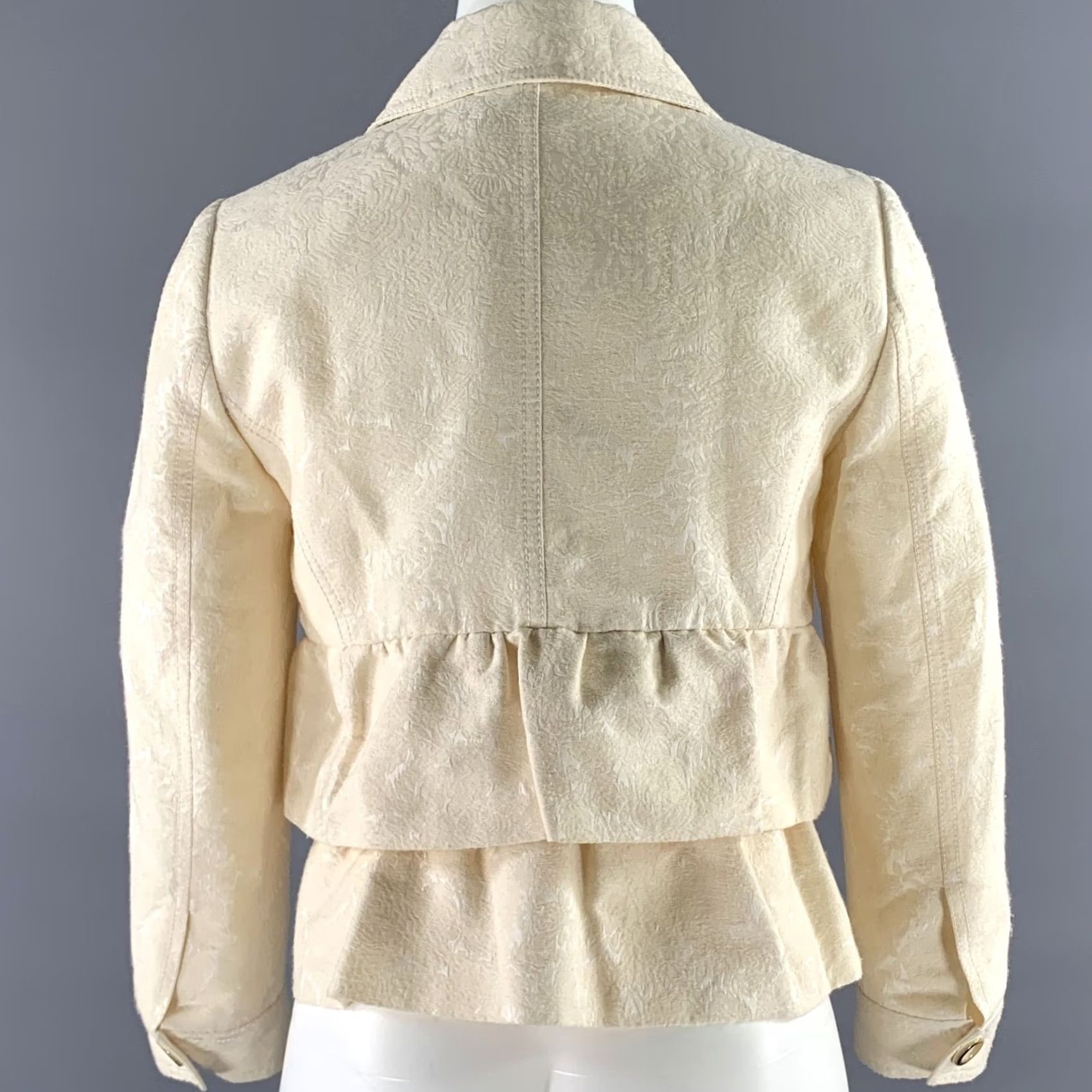 Valentino VALENTINO Cream Cotton Blend Floral Jacquard Cropped Jacket, Size 4, Women, Blazer, 4, Floral Jacquard Cropped Jacket Size S / US 4 / IT 40 - 4 Thumbnail