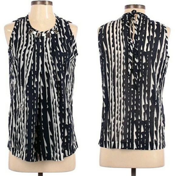 St. John St. John SoCa Cotton Sleeveless Top Sz S Navy Striped Pleate Size S / US 4 / IT 40 - 11 Thumbnail