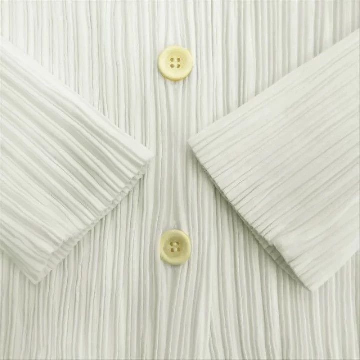 Issey Miyake Issey Miyake White pleated coat Size M / US 6-8 / IT 42-44 - 4 Thumbnail