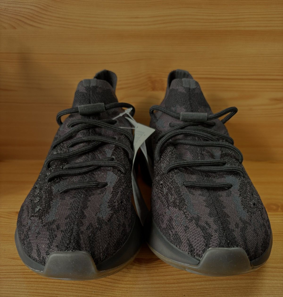 Adidas Adidas Yeezy Boost 380 ”onyx” Size US 9 / EU 42 - 2 Thumbnail