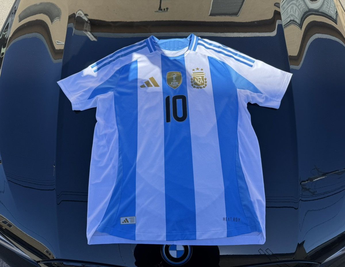 Adidas Adidas Argentina Soccer Jersey Messi 10 Size US L / EU 52-54 / 3 - 1 Thumbnail