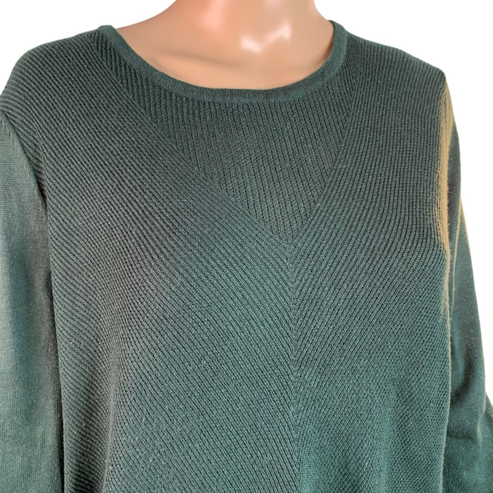 Calvin Klein Calvin Klein Women’s Size Medium Sweater knit Layered FLAW Size M / US 6-8 / IT 42-44 - 2 Thumbnail