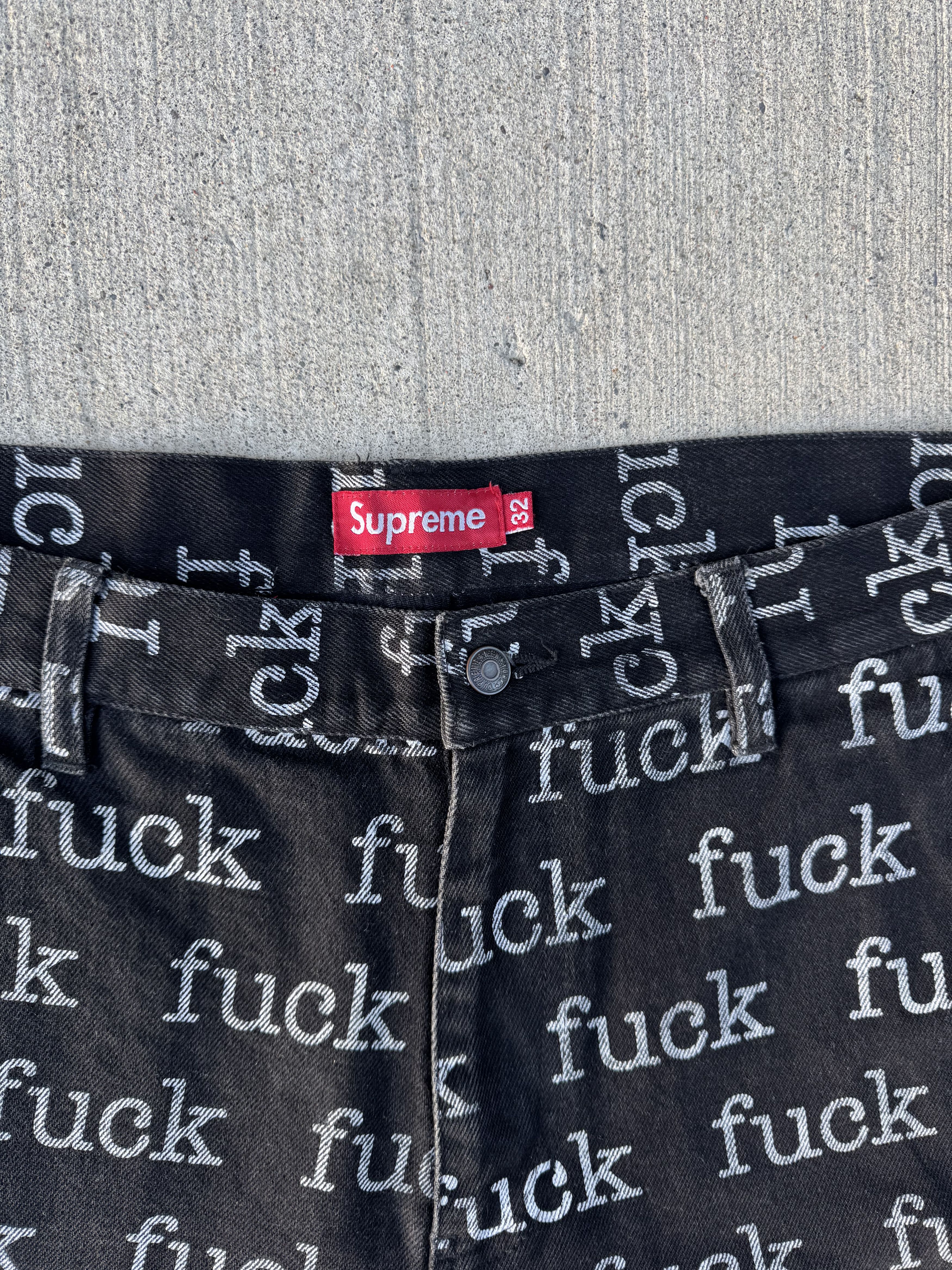 Supreme ss13 supreme ‘fuck’ denim shorts. Size US 32 / EU 48 - 2 Thumbnail