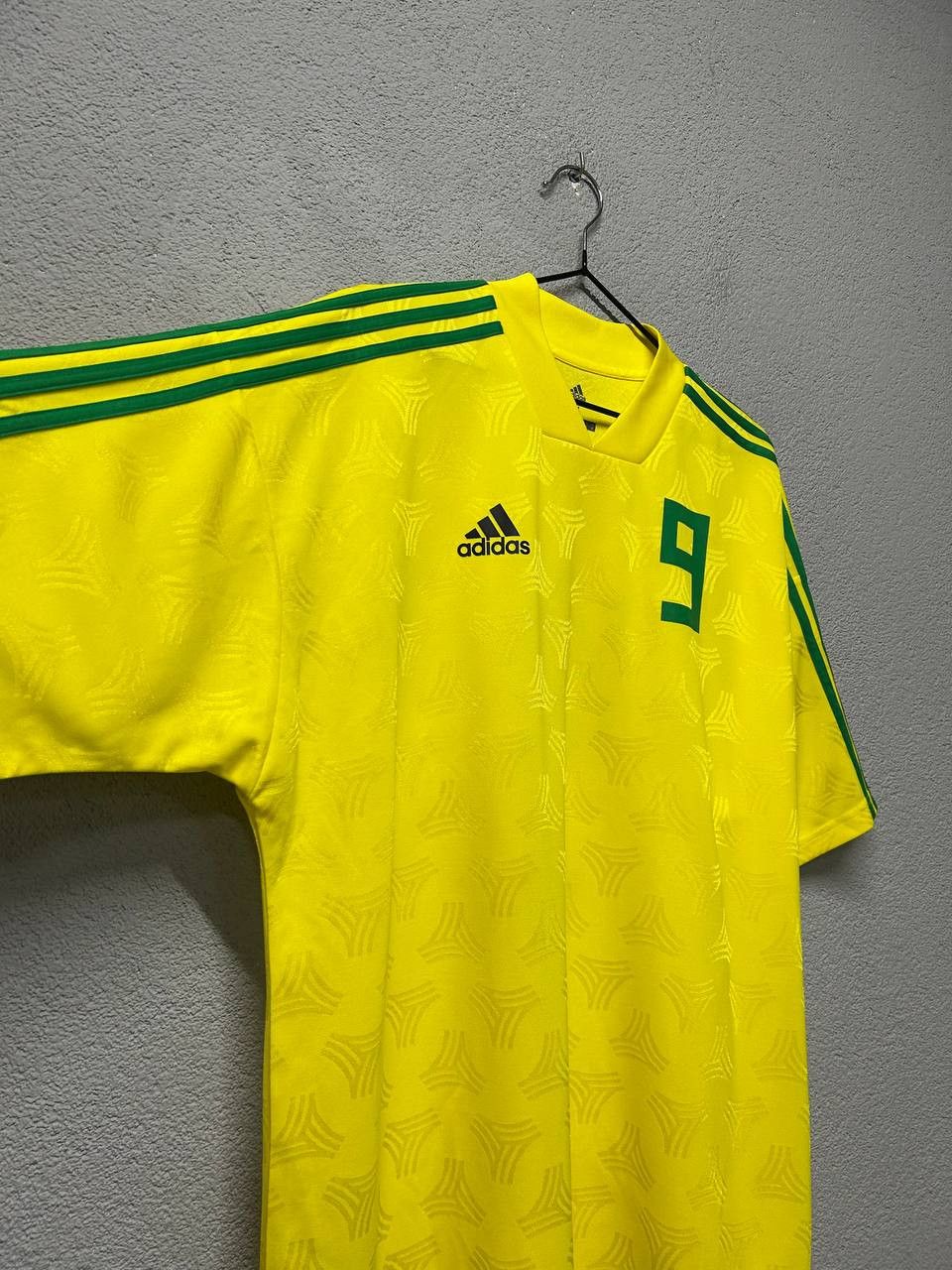 Adidas Adidas Soccer Football Brazil mens T shirt M Size US M / EU 48-50 / 2 - 3 Thumbnail