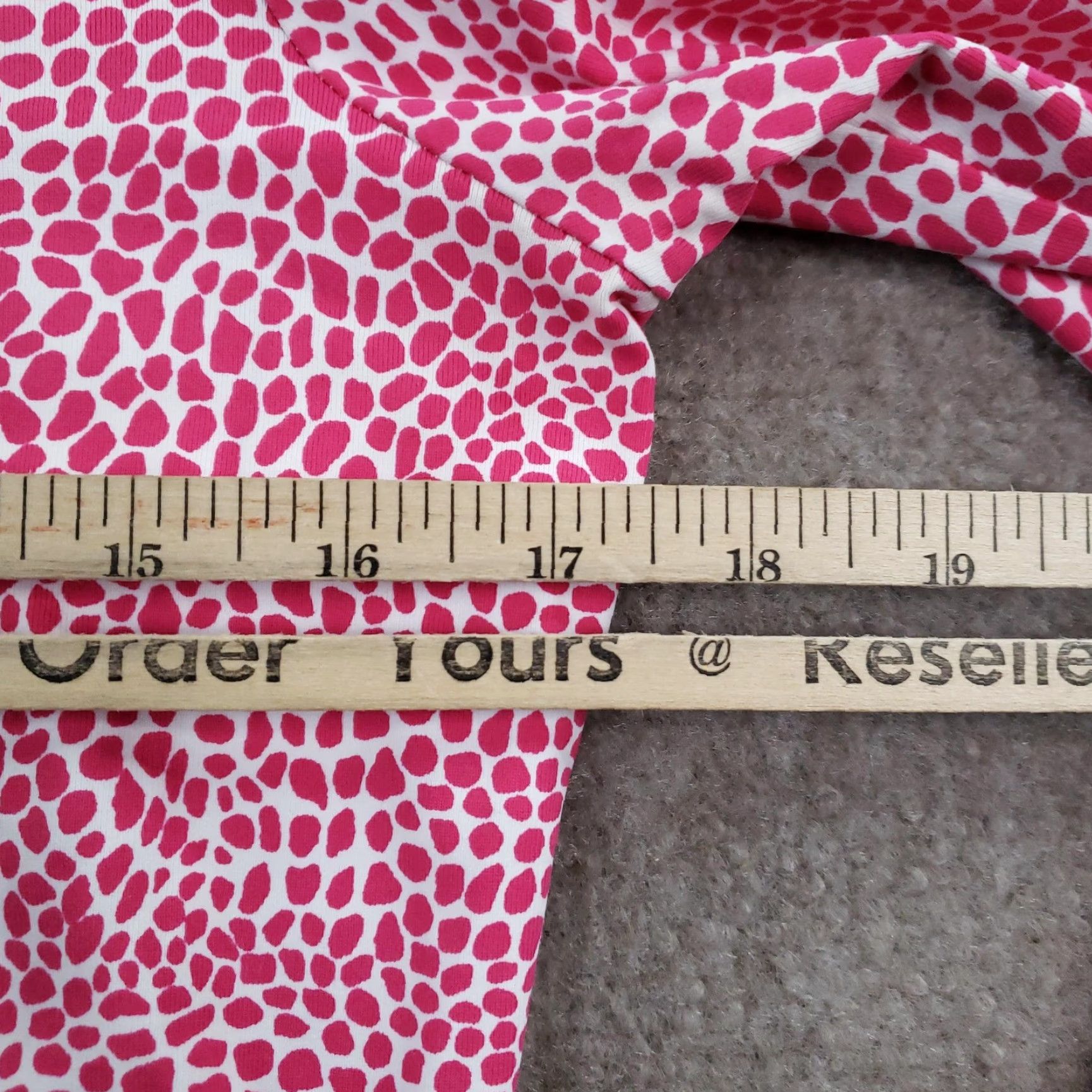 J.McLaughlin J. McLaughlin Shirt Womens Small Pink White Print 1/4 Zip Mock Neck Stretch Z Size S / US 4 / IT 40 - 3 Thumbnail