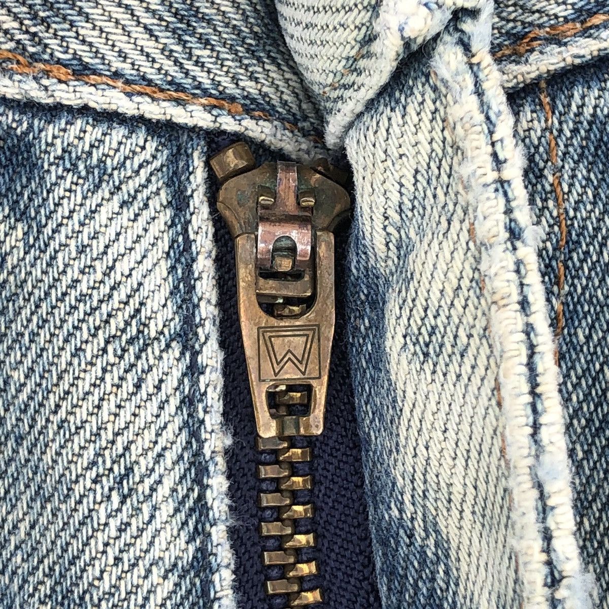 Vintage Vintage Wrangler Blue Bell distressed Selvedge denim Size US 33 - 7 Thumbnail