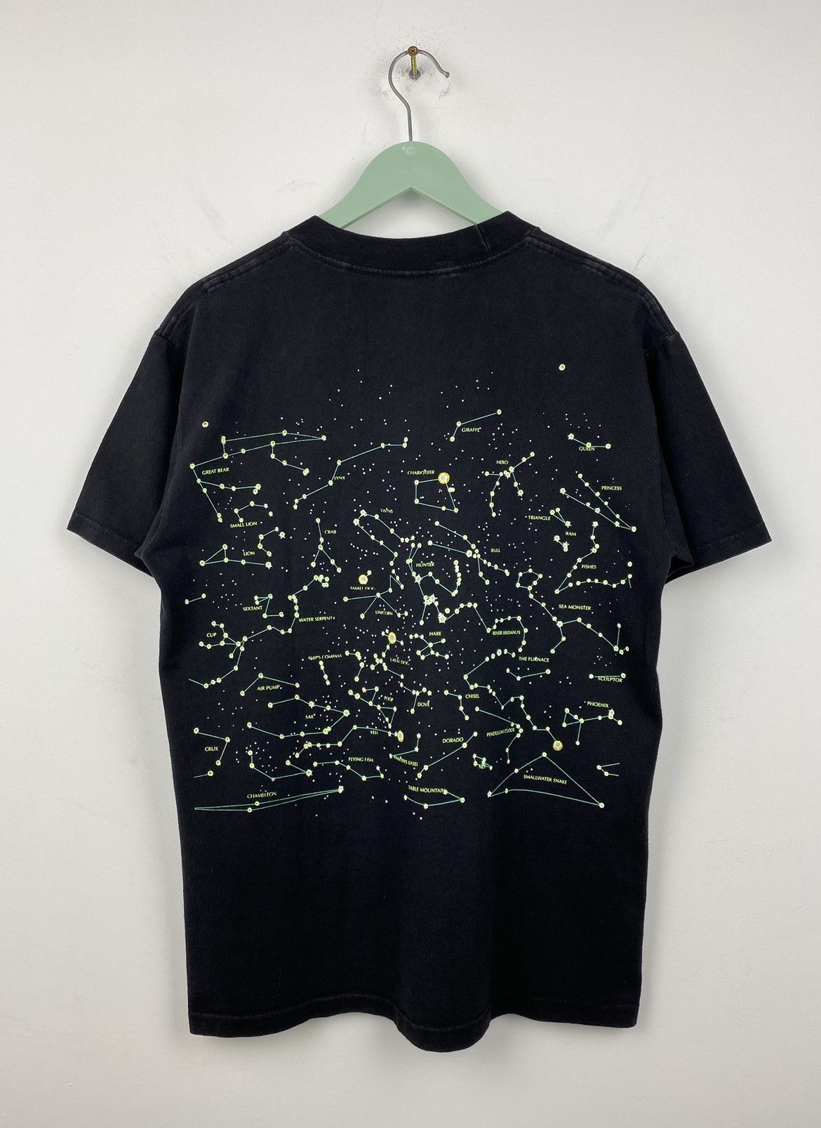 Liberty Vintage Liberty Graphics 1992 Zodiac Full Print T Shirt Y2K Size US M / EU 48-50 / 2 - 5 Thumbnail